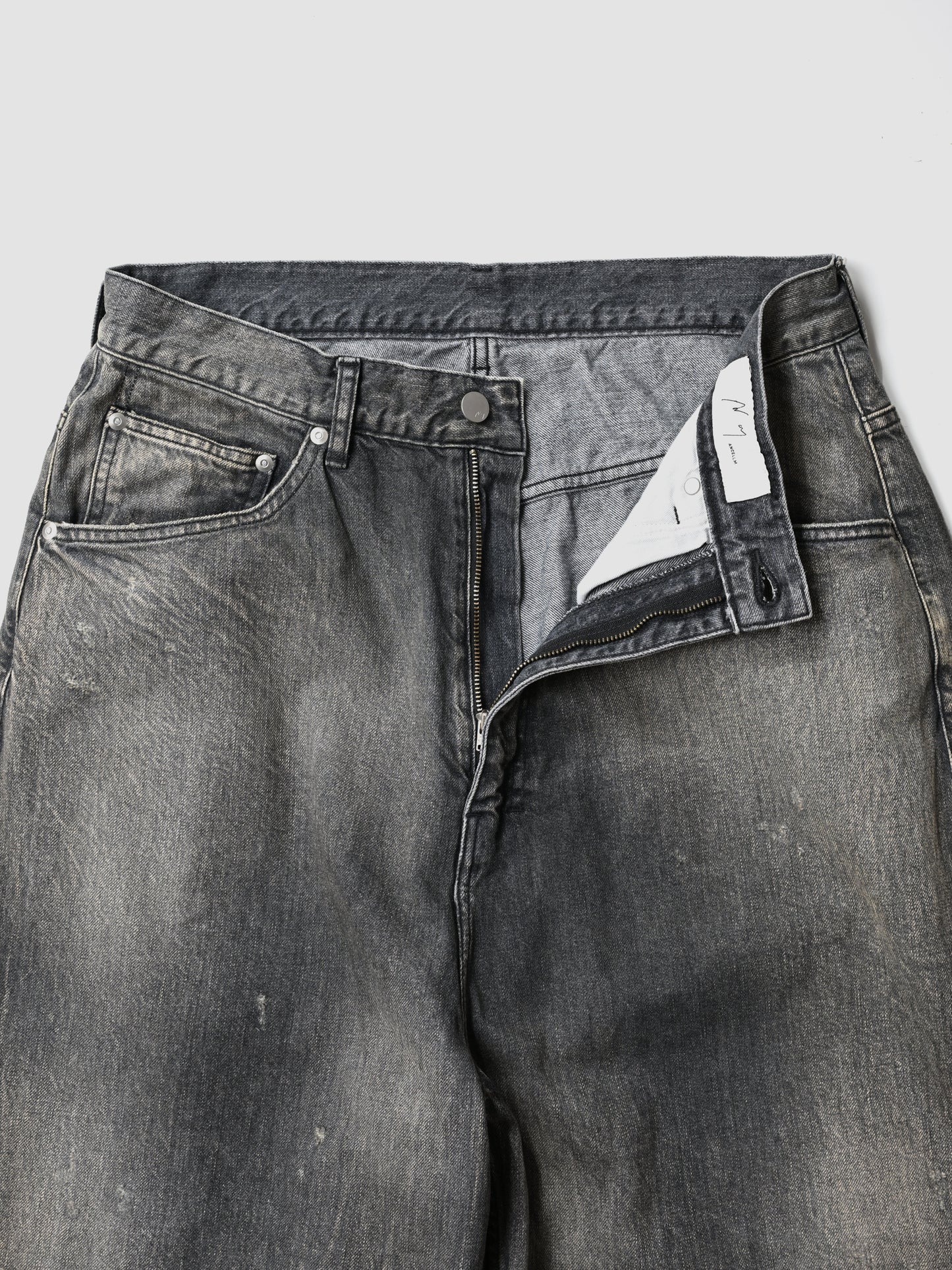 ANCELLM / #05 AGING01 - BLACK