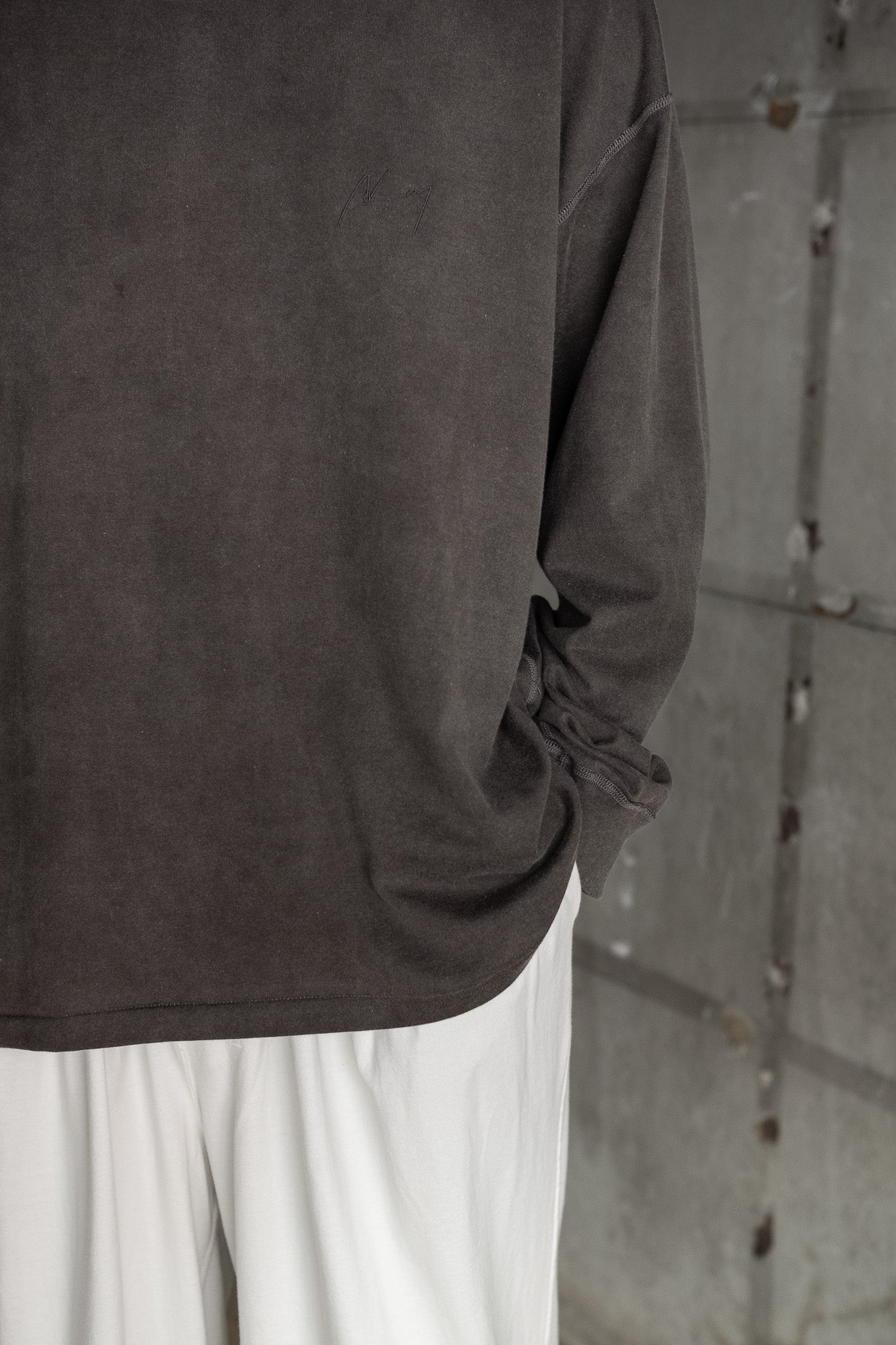 ANCELLM / UNEVENNESS LS T-SHIRT -BLACK