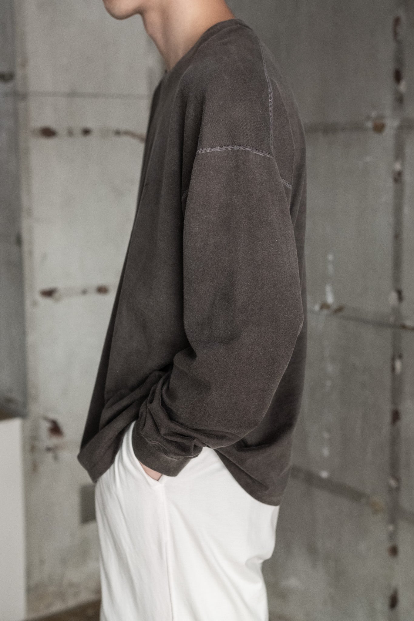 ANCELLM / UNEVENNESS LS T-SHIRT -BLACK
