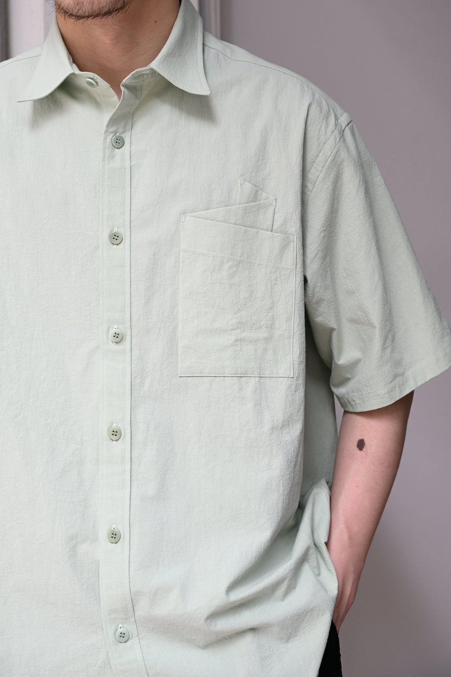 WHOWHAT / ORIGAMI POCKET SHIRT<SHORT SLEEVE> -ICE GREEN