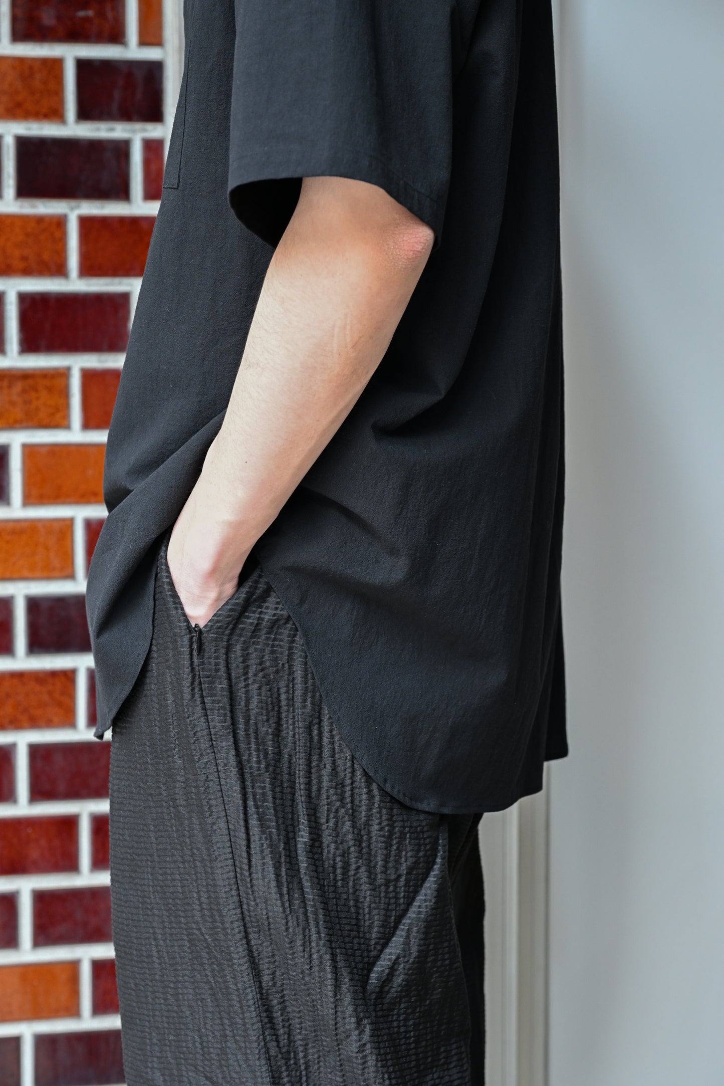 WHOWHAT / ORIGAMI POCKET SHIRT<SHORT SLEEVE> -BLACK