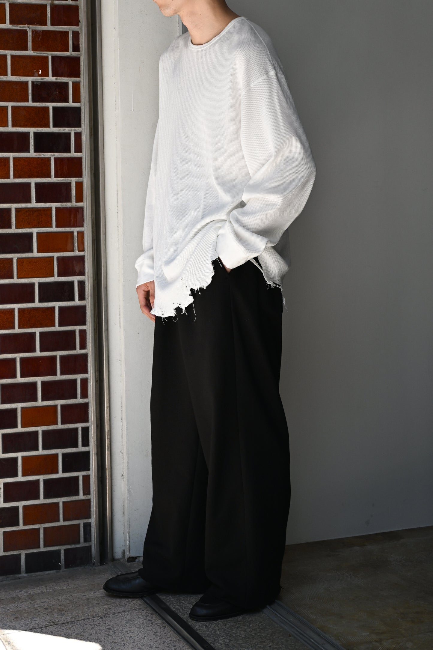 ANCELLM / DAMAGE WAFFLE CREW LS T-SHIRT -WHITE