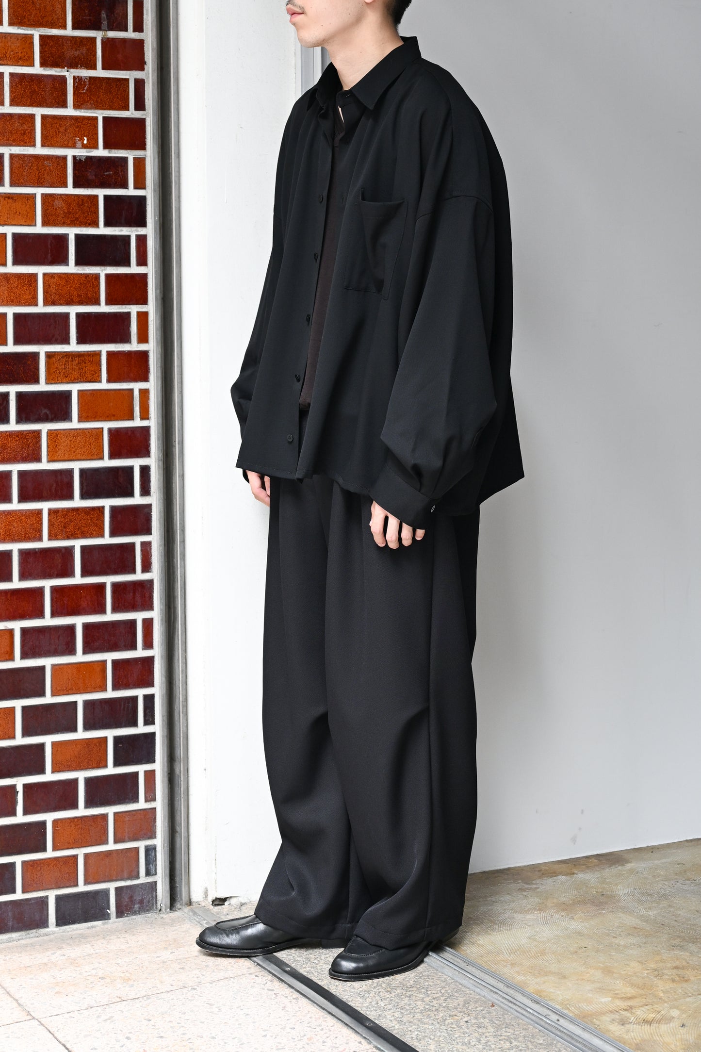 WHOWHAT / 5X SHIRT<SHORT LENGTH> -BLACK