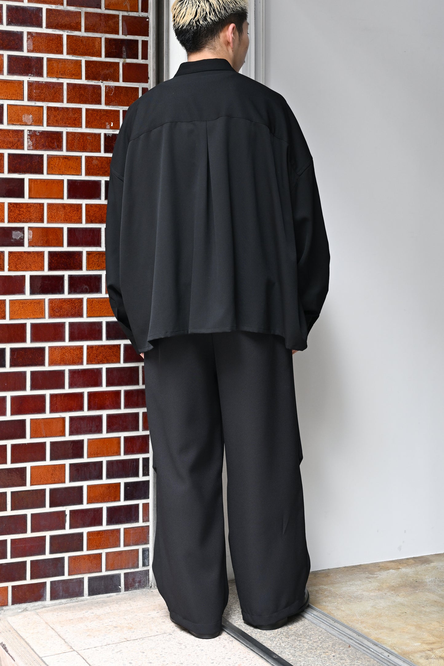 WHOWHAT / 5X SHIRT<SHORT LENGTH> -BLACK