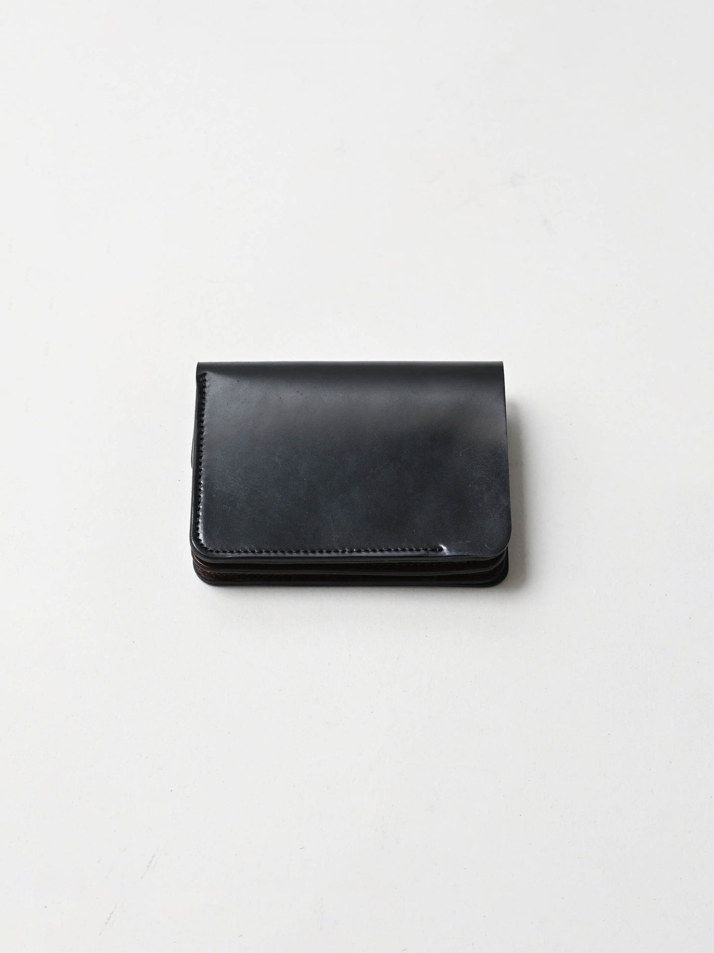 forme / Post wallet Cordovan -BLACK×BROWN
