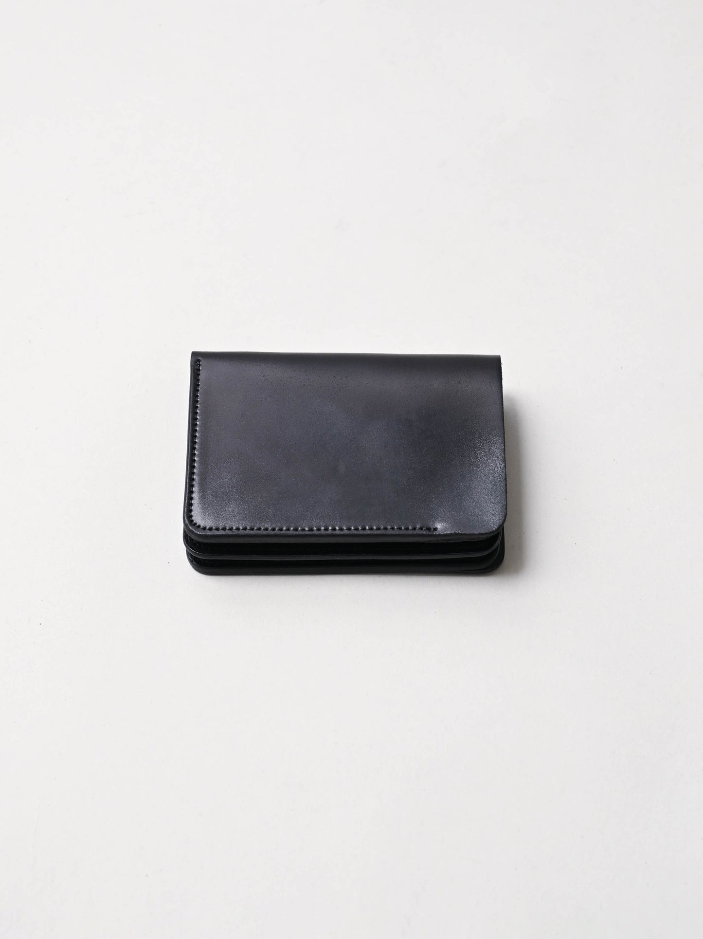 forme / Post wallet Cordovan -BLACK×BLACK