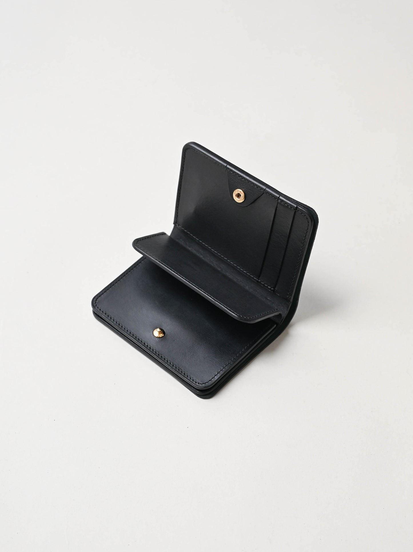 forme / Post wallet Cordovan -BLACK×BLACK