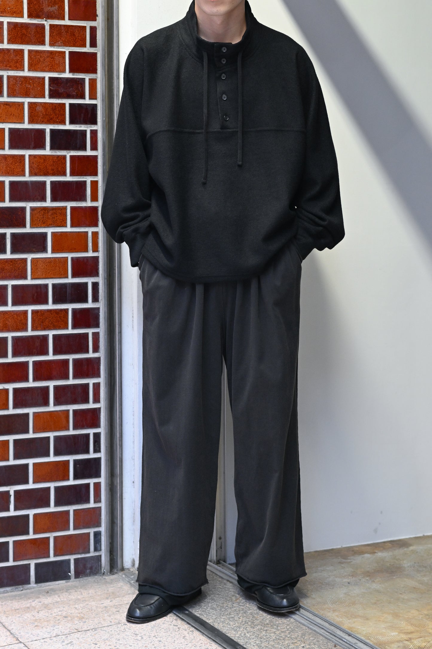 ANCELLM / HENLEY PULL OVER SHIRT -BLACK