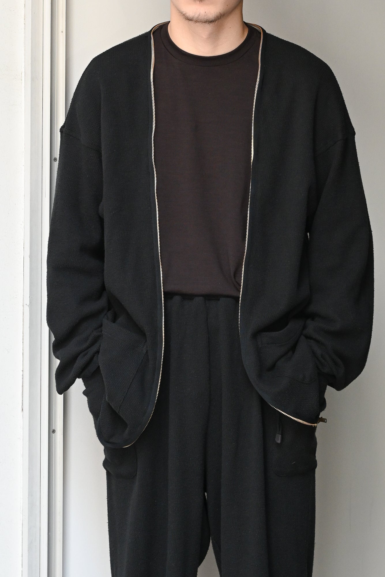 barbell object / nep cardi