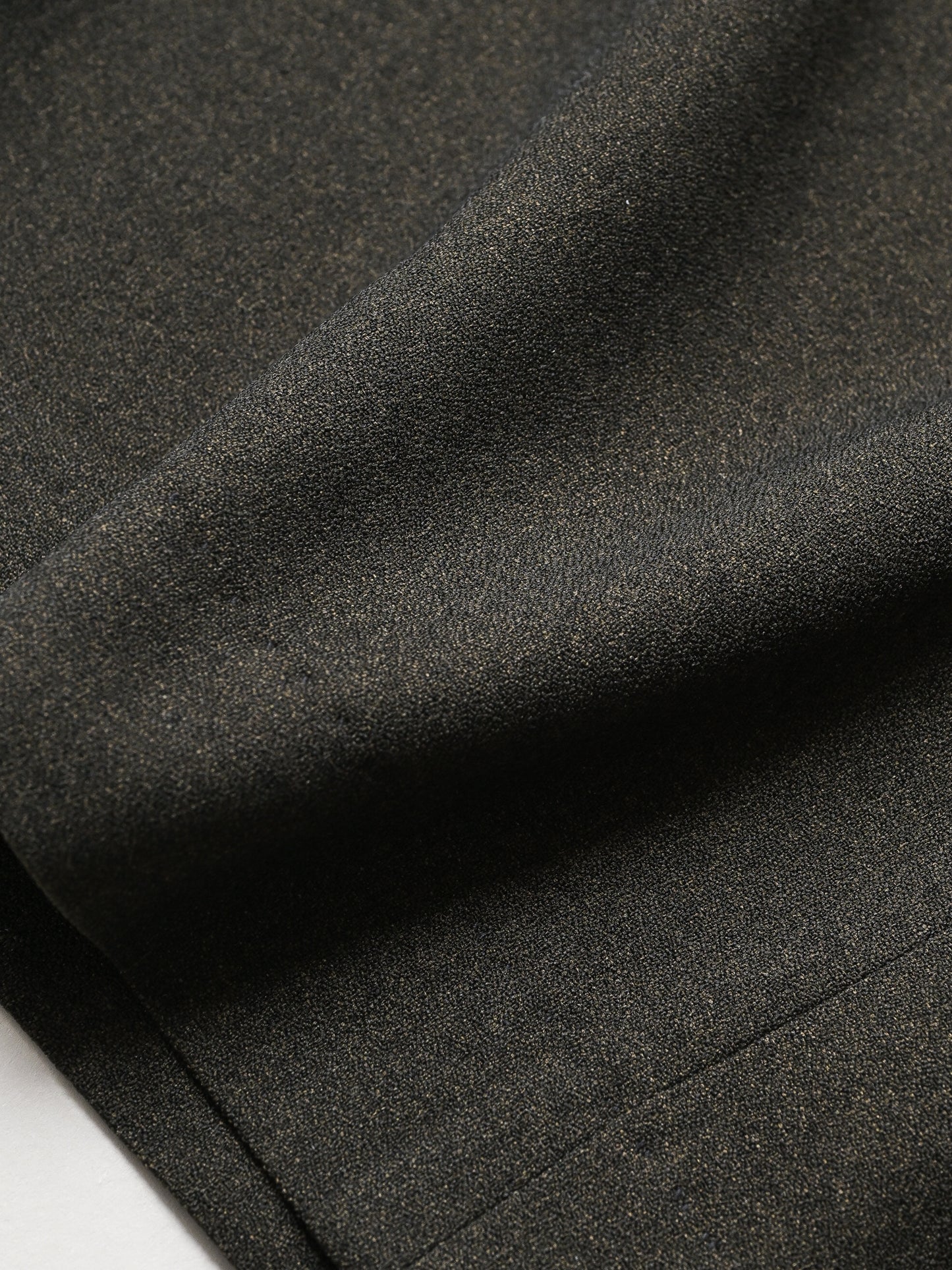 M's braque / TUCKED BAGGY PANTS -KHAKI