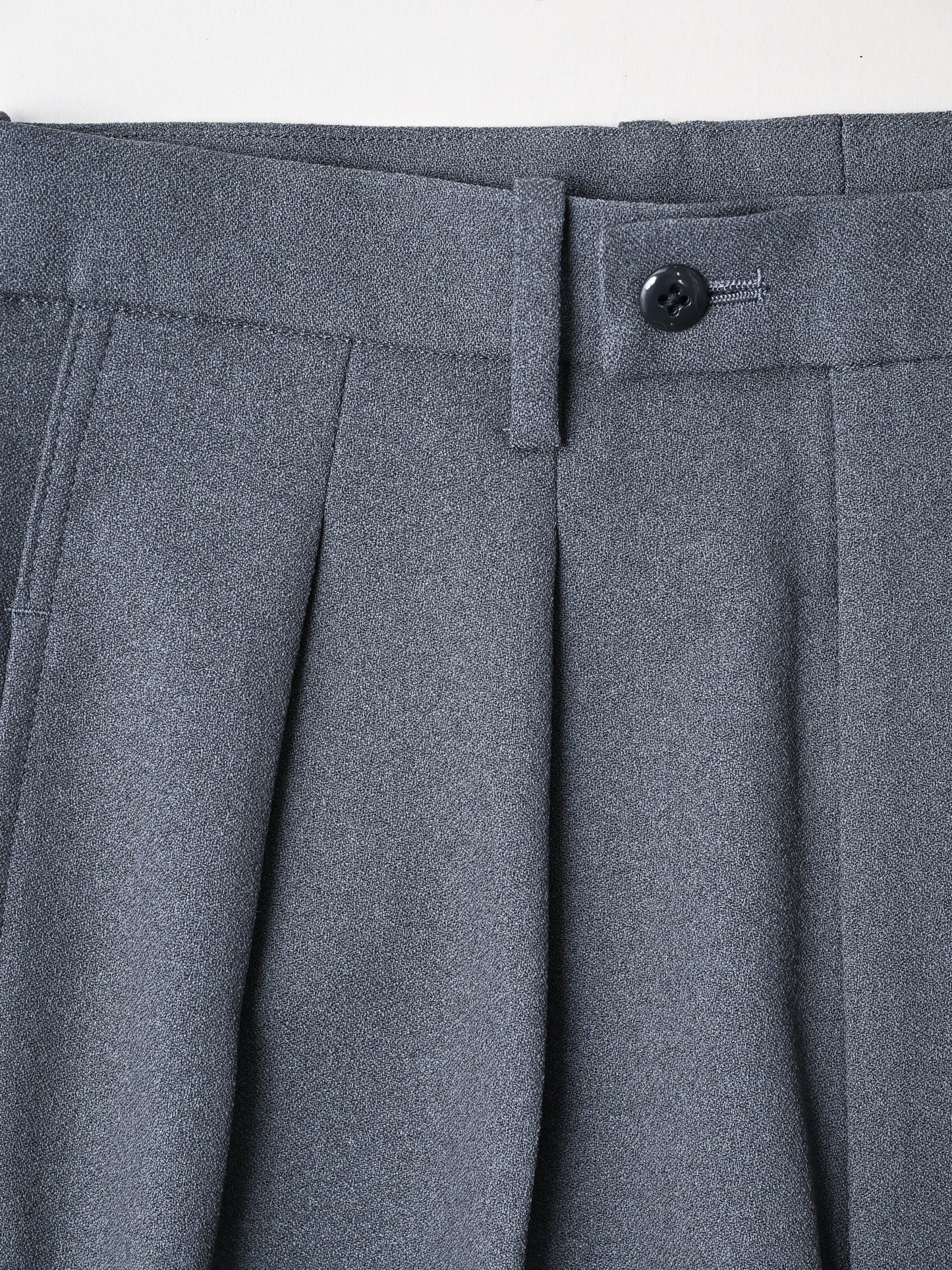 M's braque / TUCKED BAGGY PANTS -CHARCOAL GREY