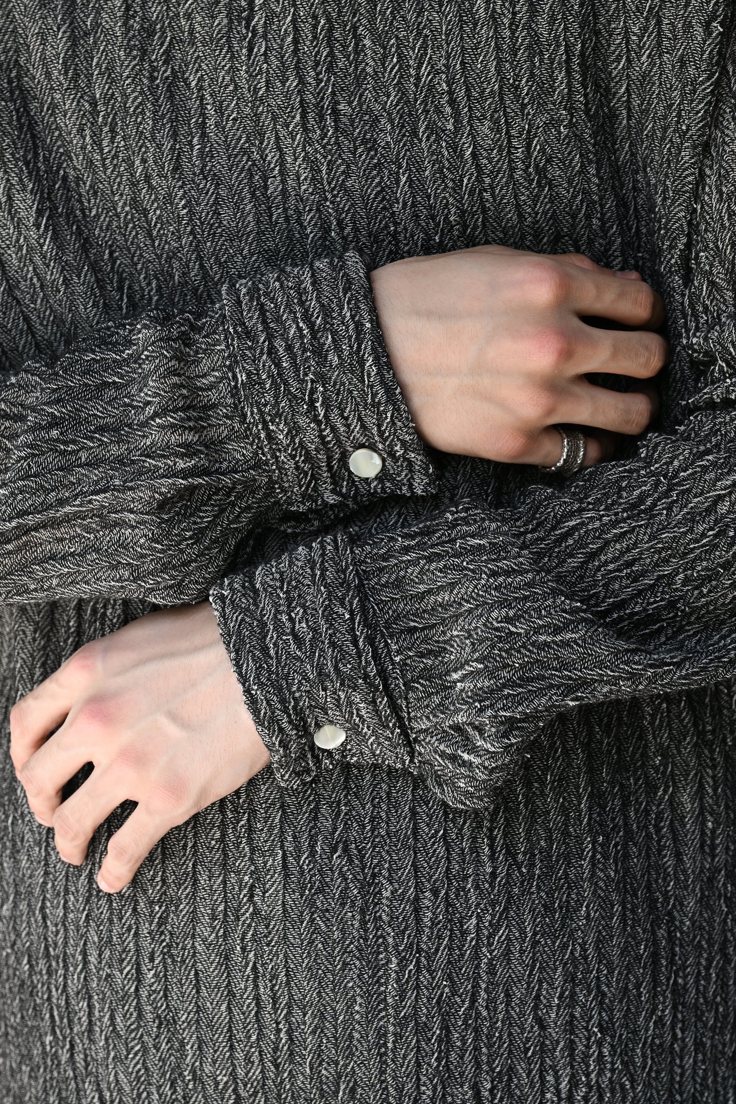 M's braque / TURTLENECK FRENCH CUFFS SHIRT -BLACK/NATURAL