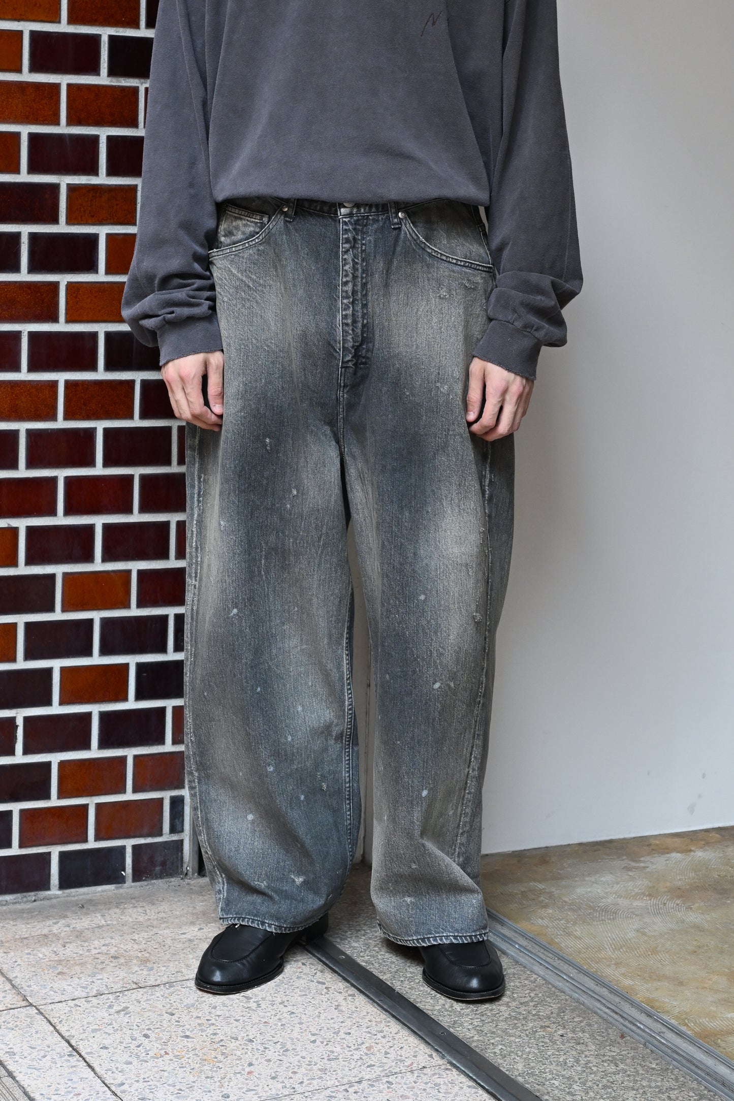 ANCELLM / #05 AGING01 - BLACK