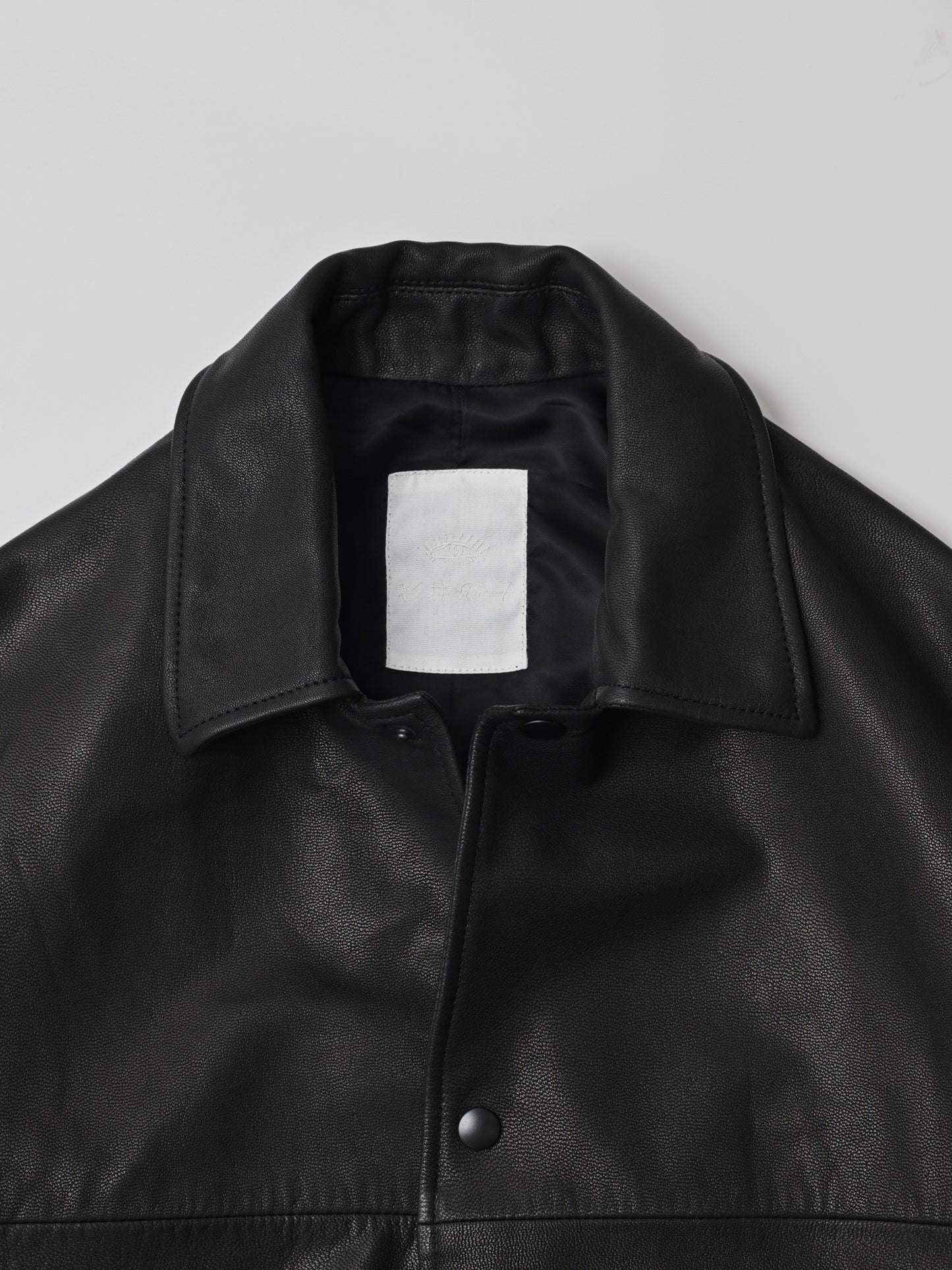 WHOWHAT / LEATHER SHARK COACH JACKET -BLACK
