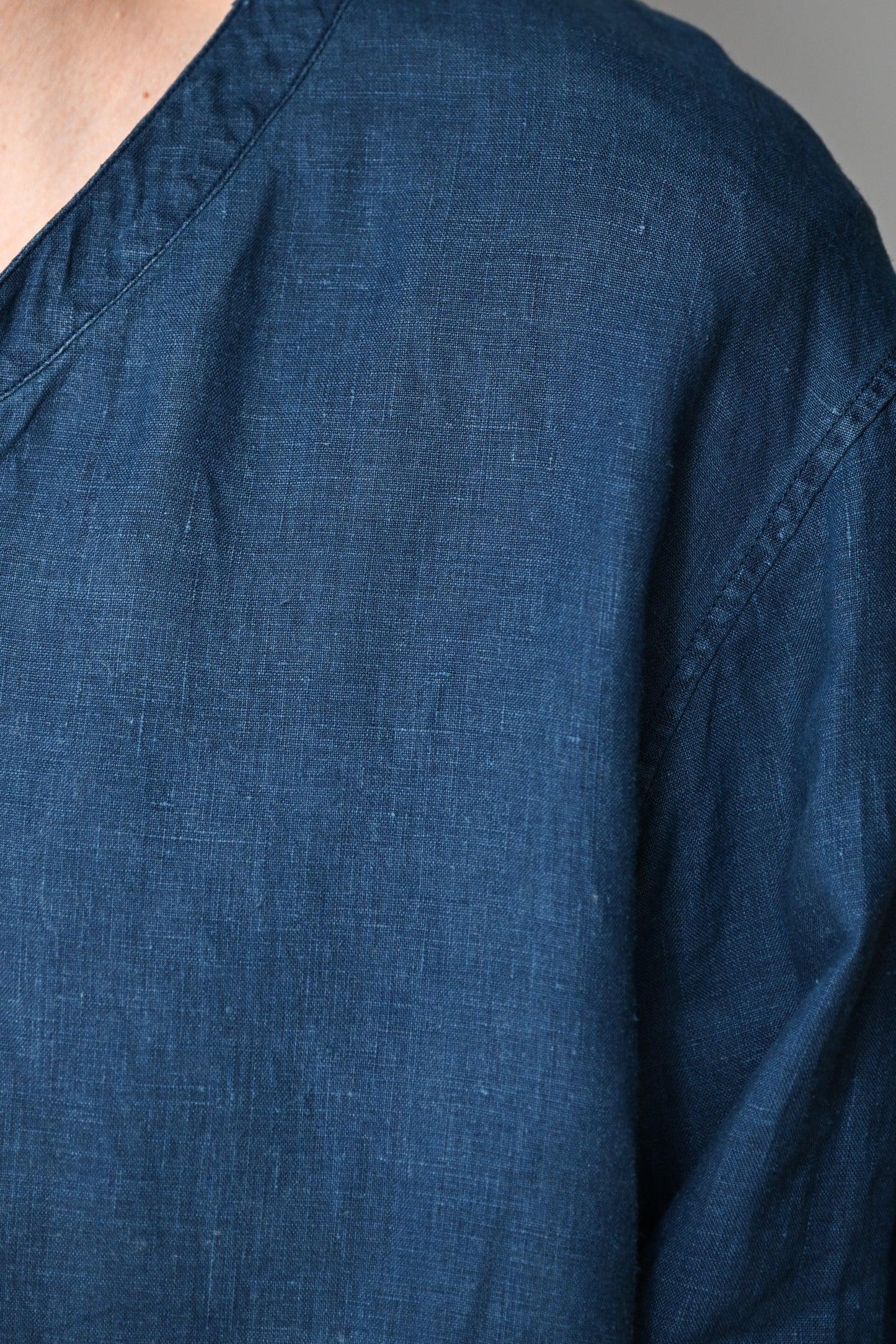 MITTAN / 大麻長袖プルオーバー(草木染) -藍×胡桃