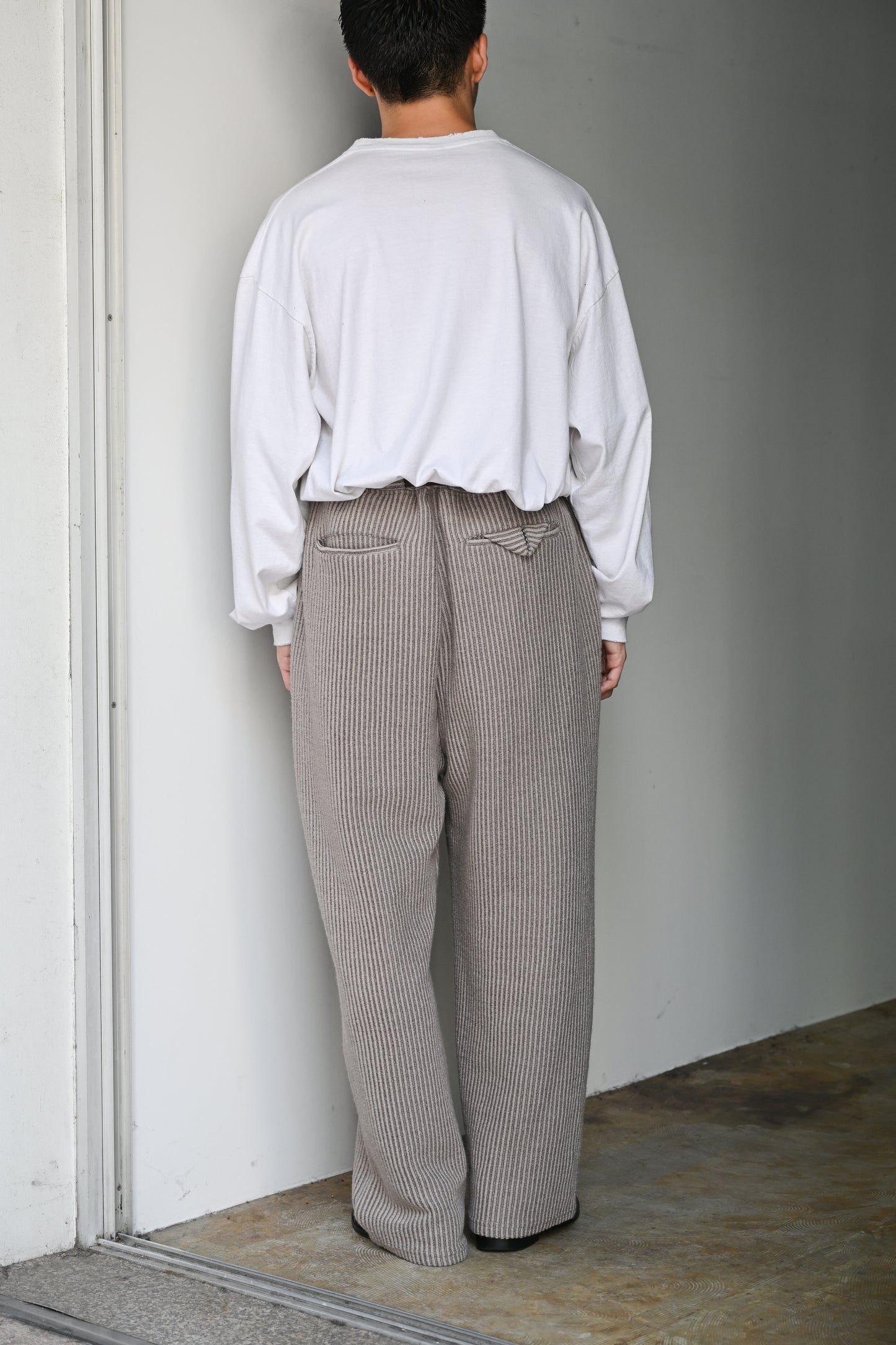 ANCELLM / WOOLCORD BELTLESS SLACKS -SAND