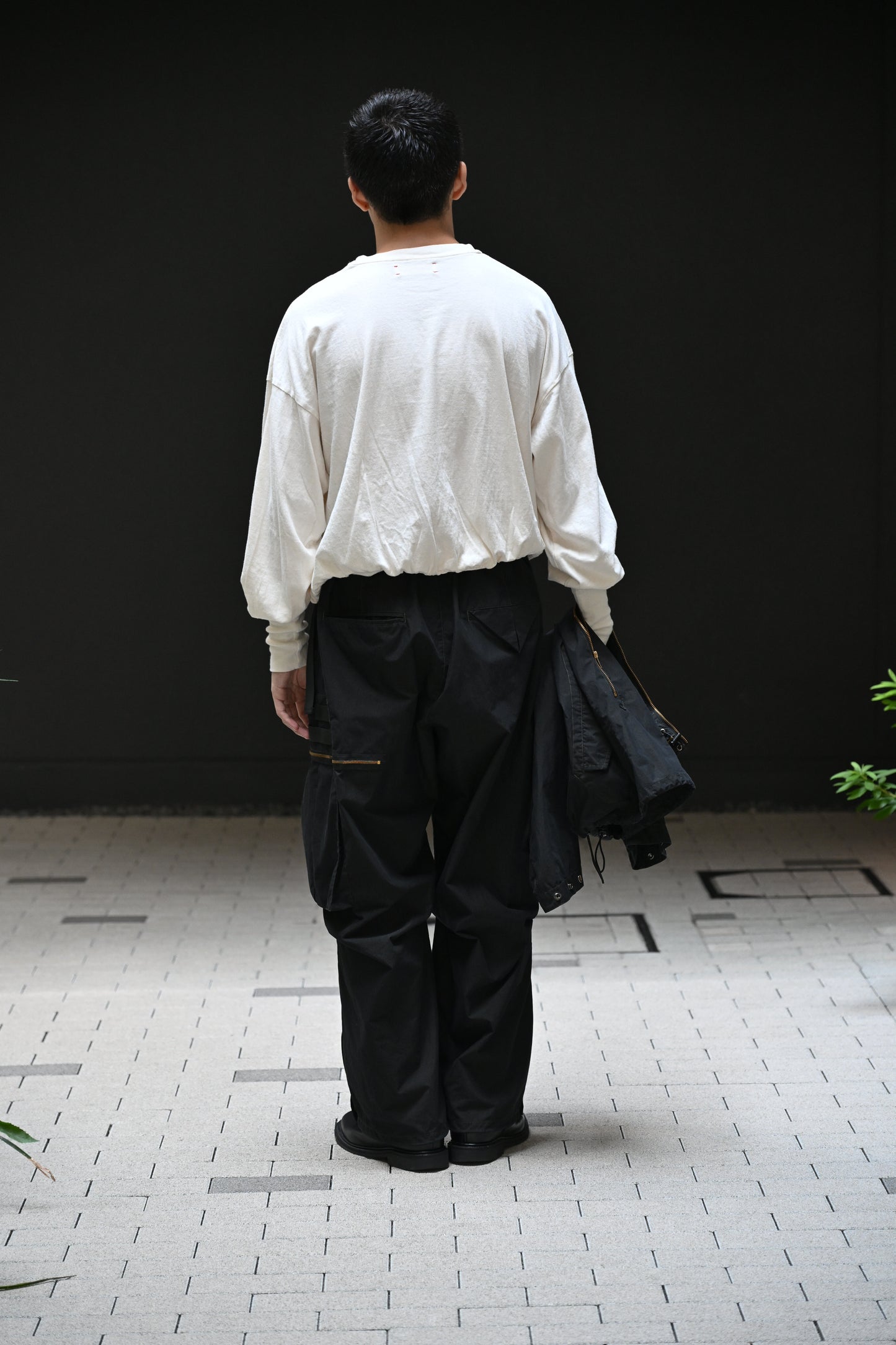 barbell object / retary pt -B.OLIVE