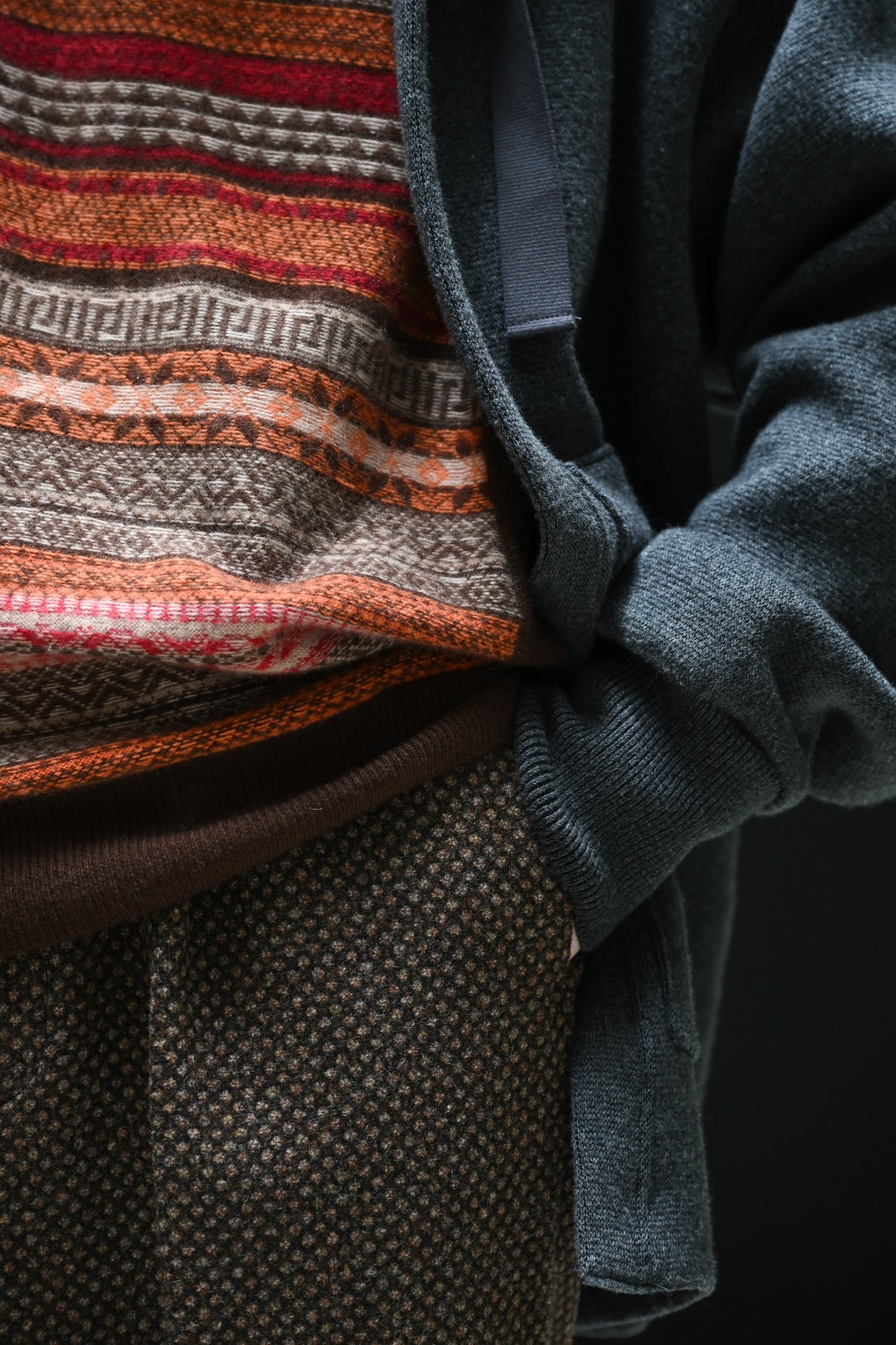 BISOWN / CASHMERE FAIRISLE MIDDLEVEST -BROWN MIX