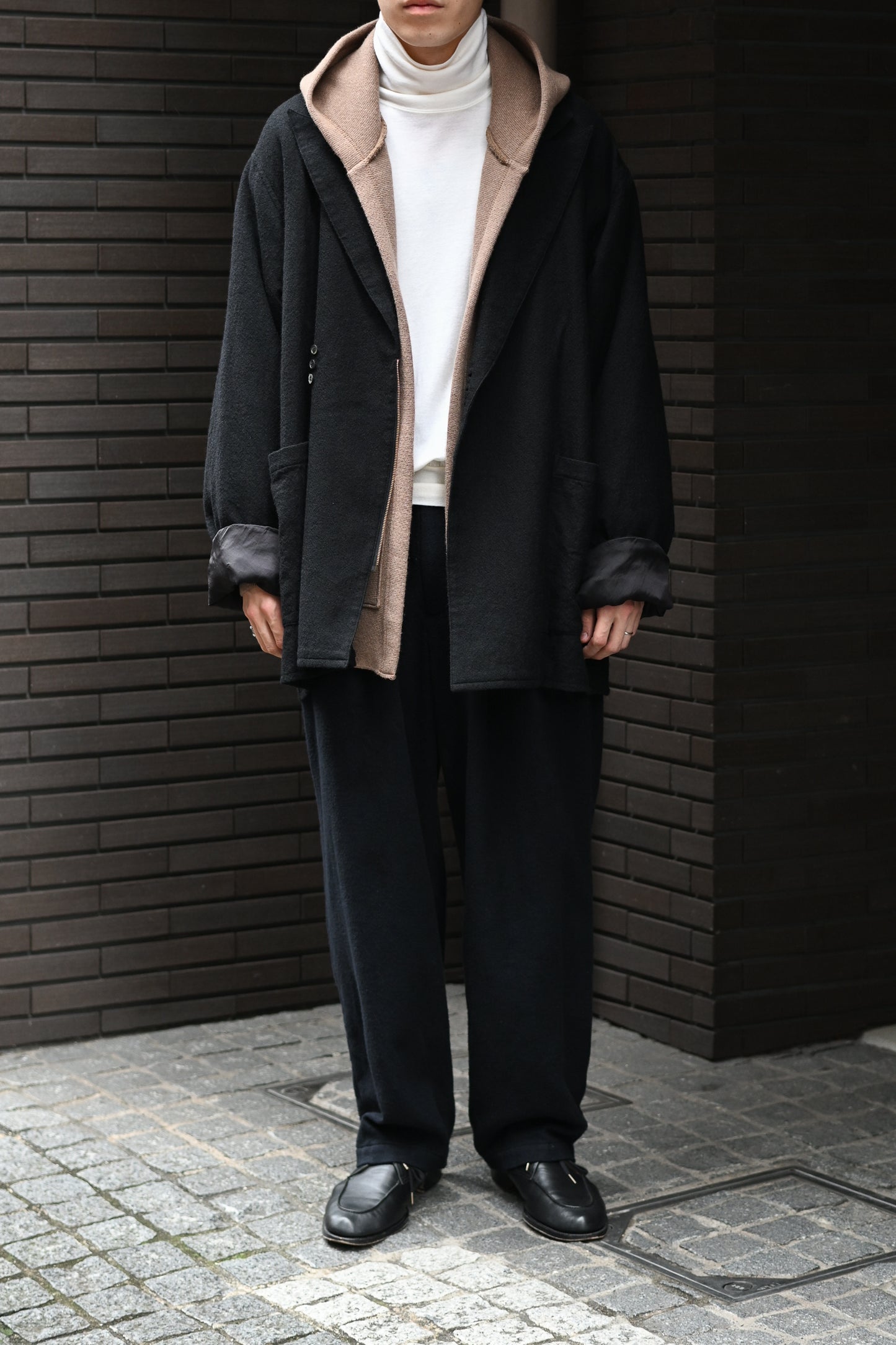 barbell object / wool coat -BLACK