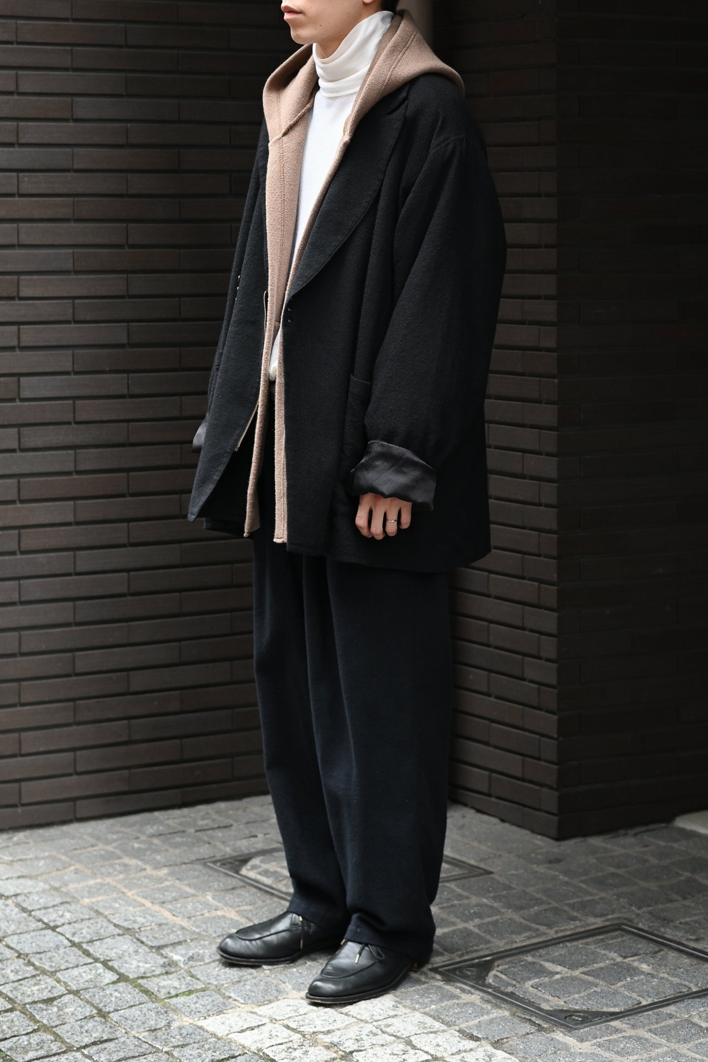 barbell object / wool coat -BLACK
