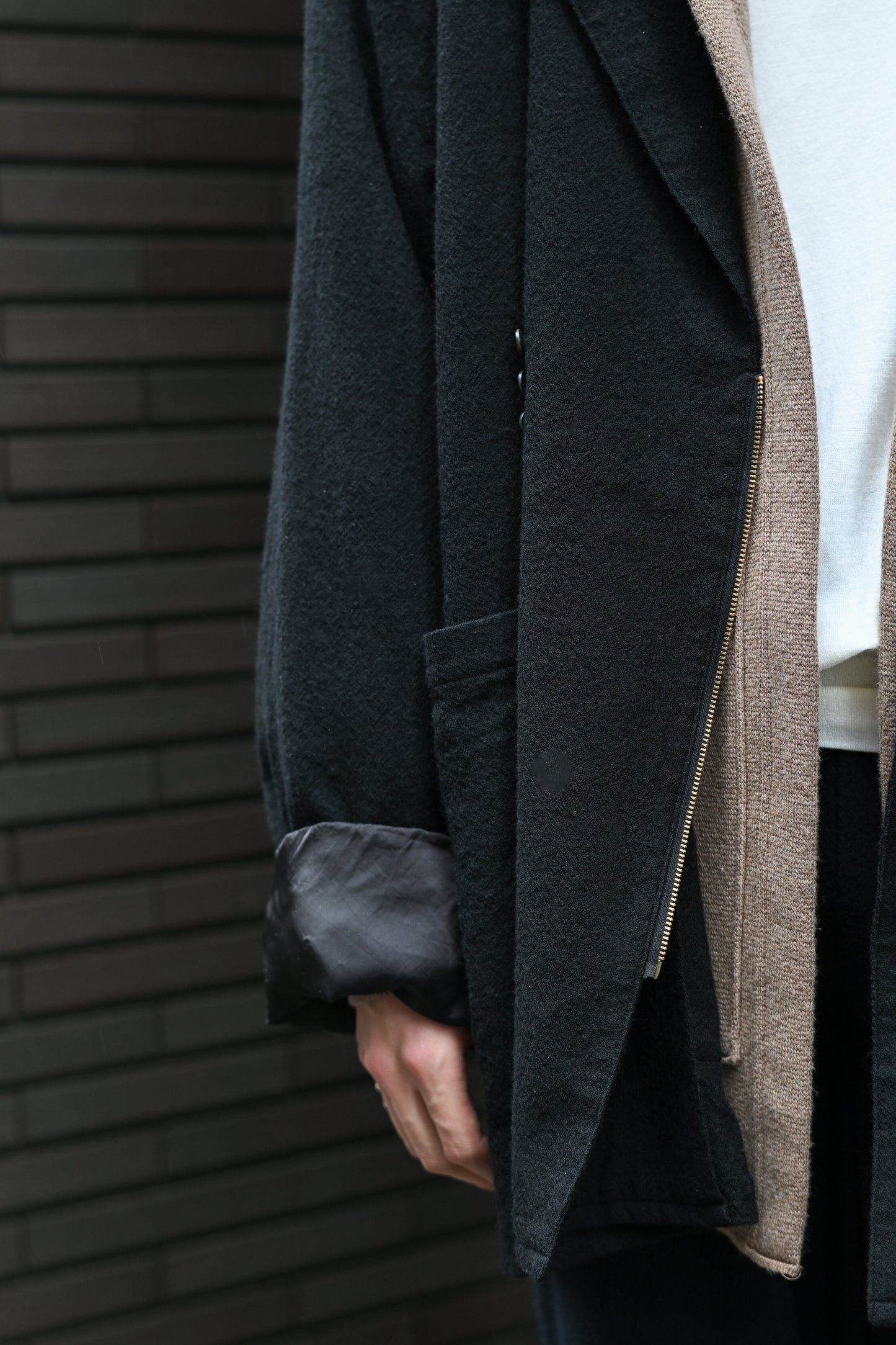 barbell object / wool coat -BLACK