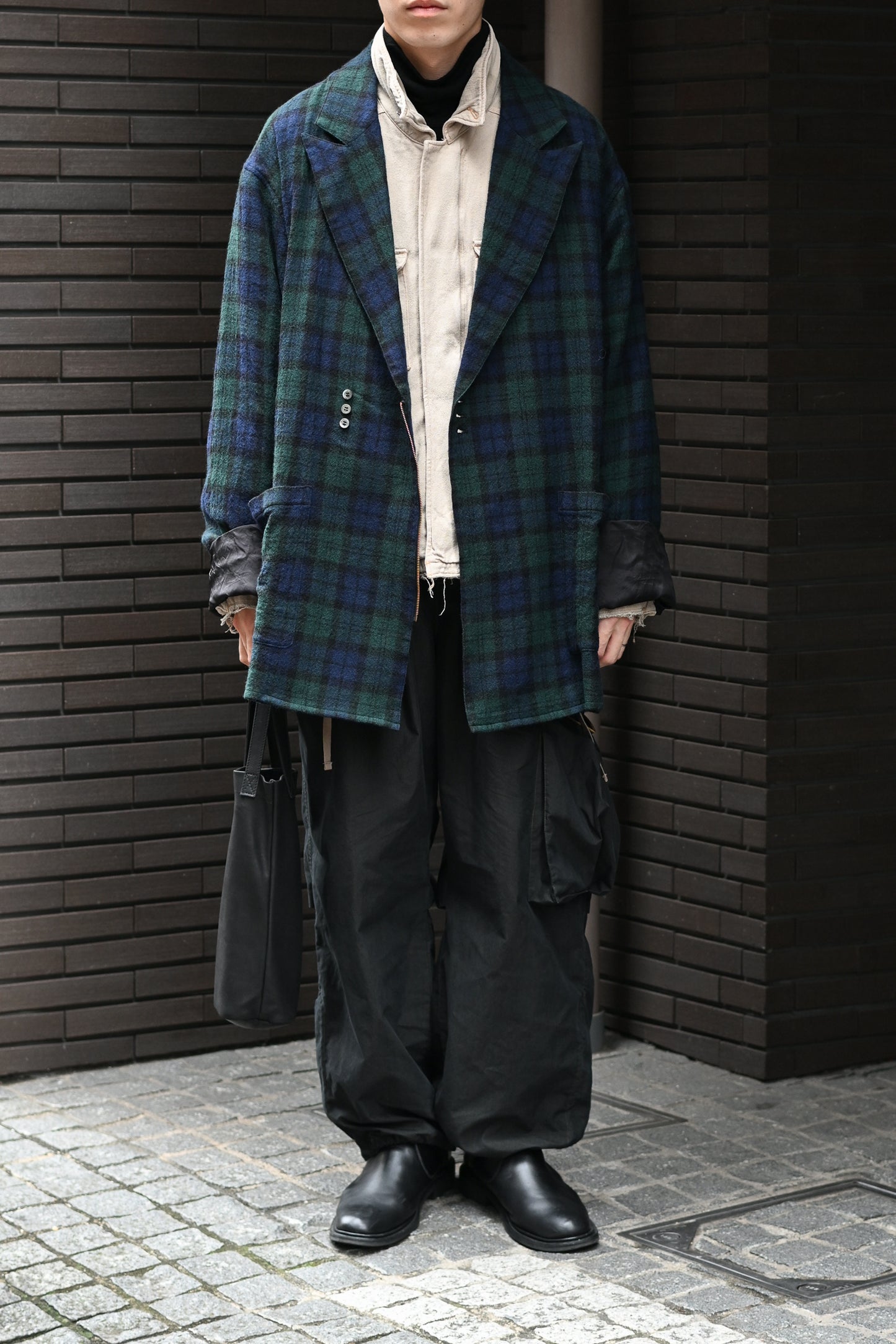 barbell object / wool coat -CHECK