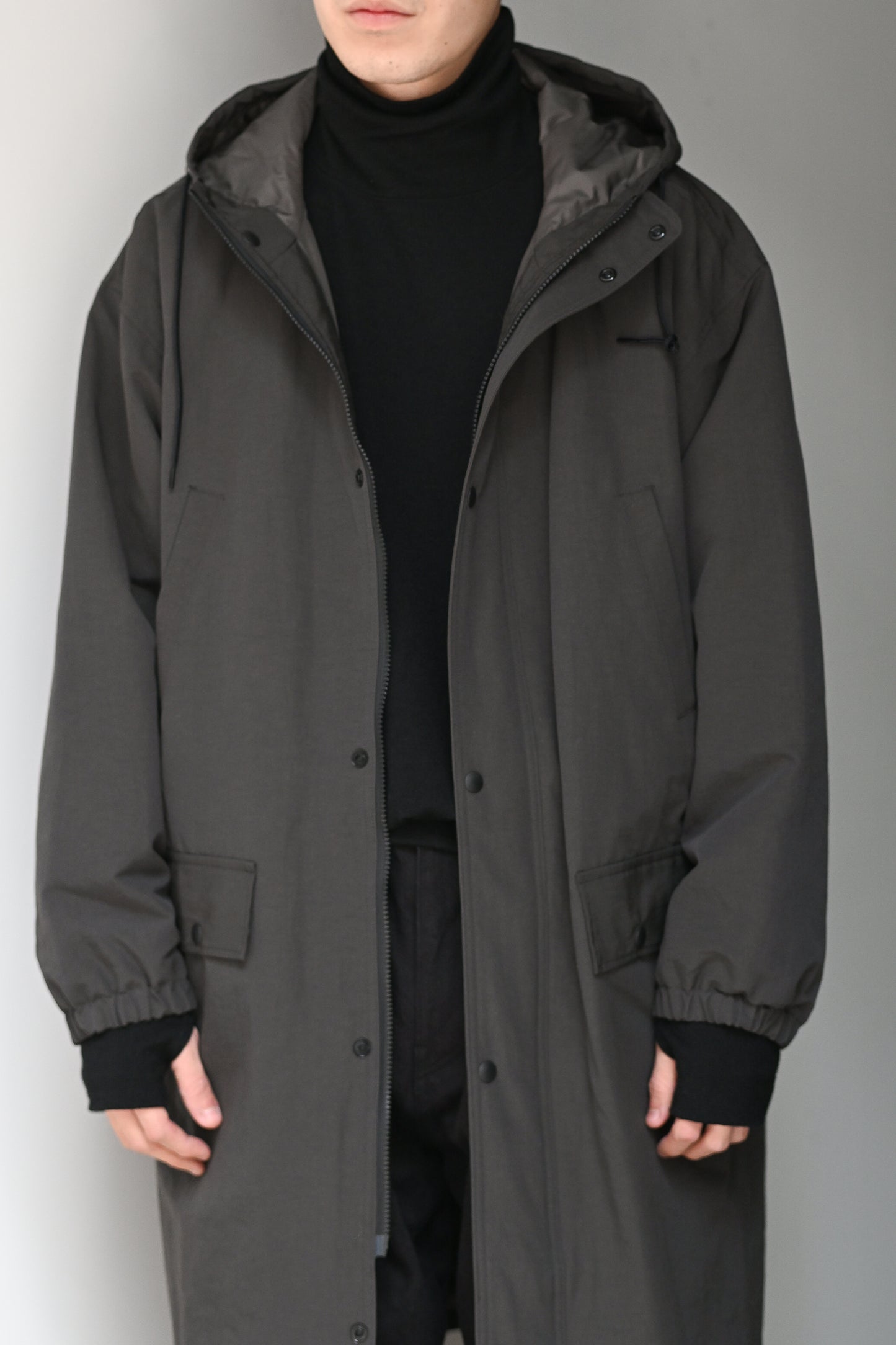 barbell object / padded coat -BLACK