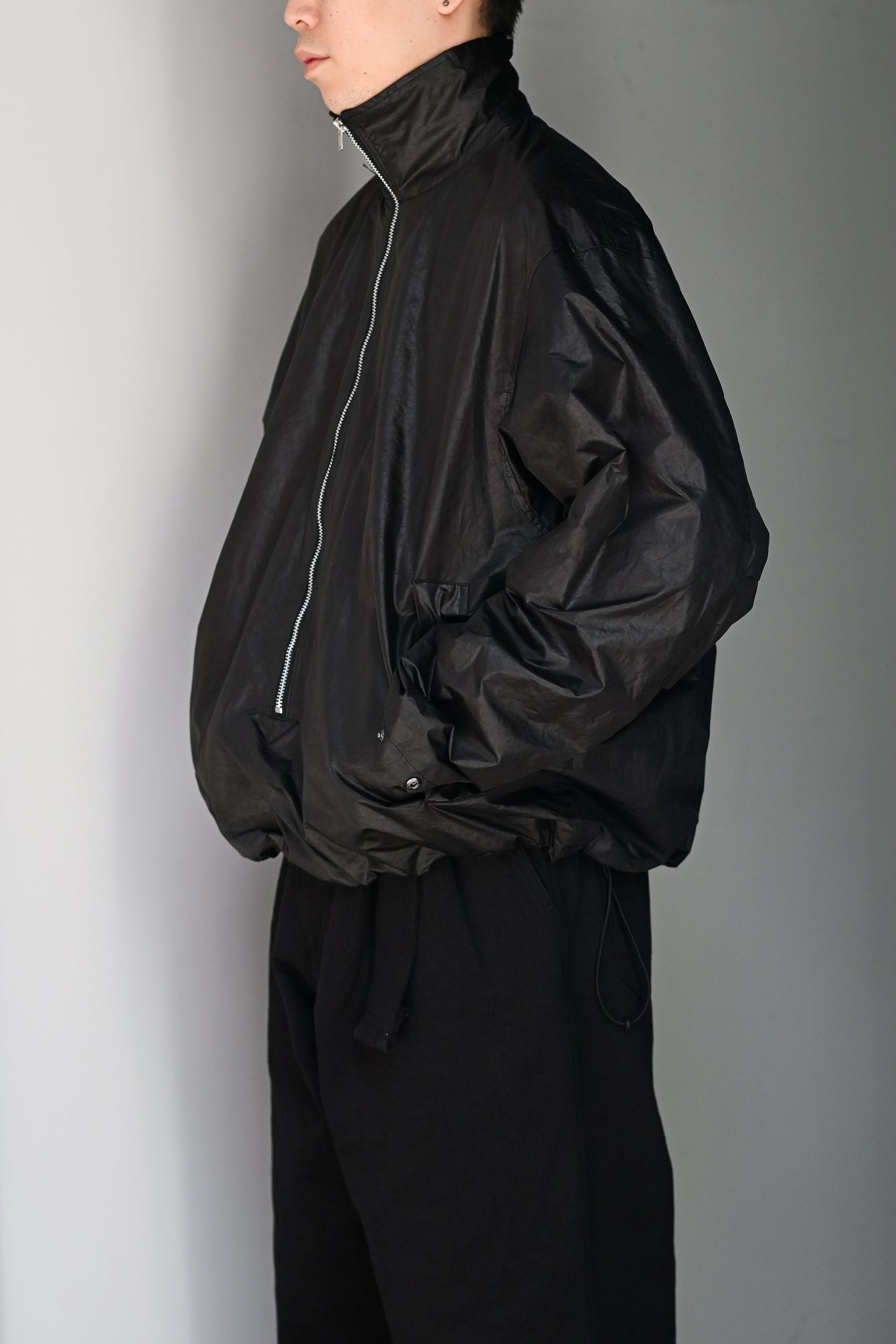barbell object / t hn top -BLACK