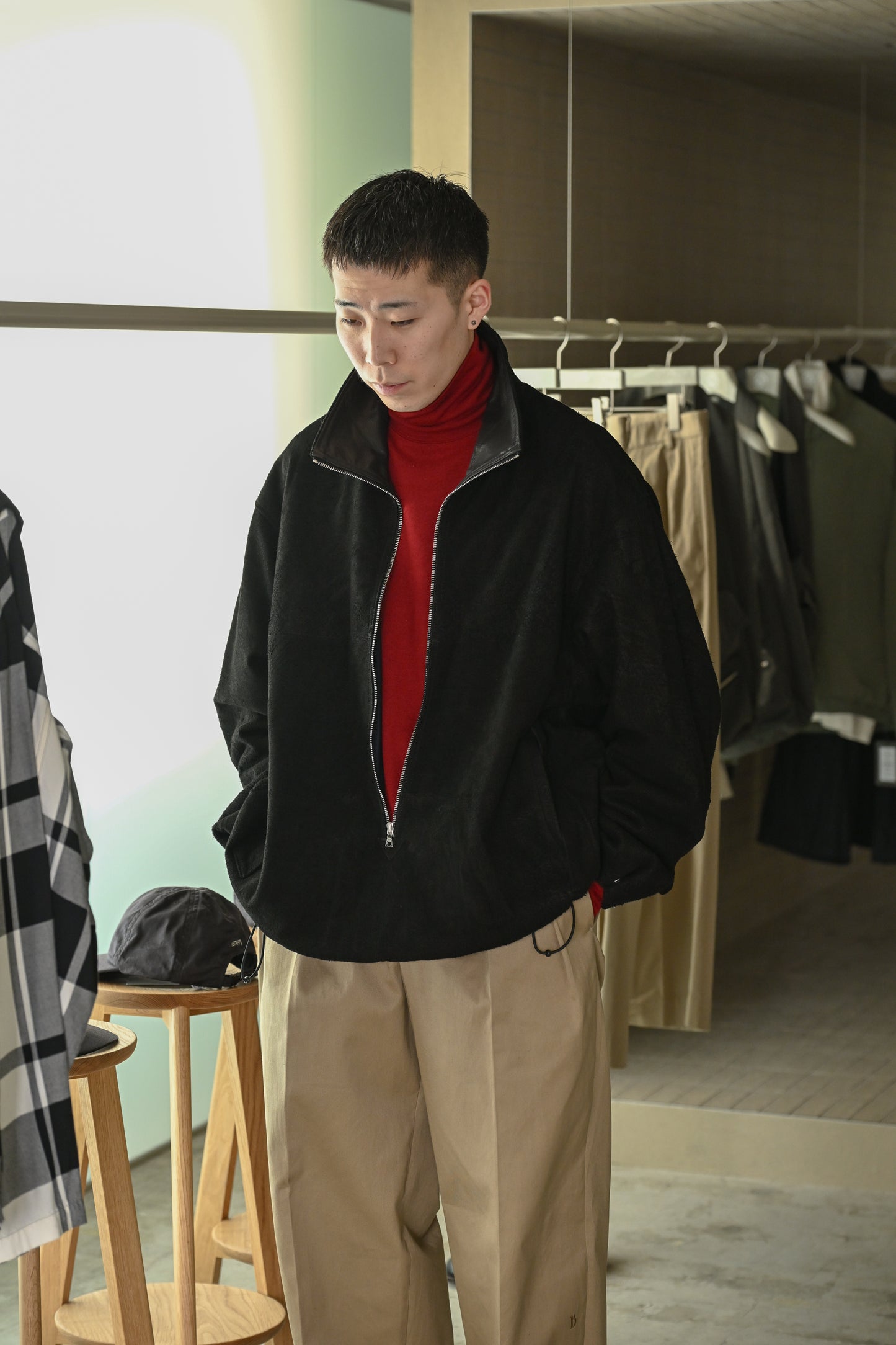 barbell object / nb hn top -BLACK