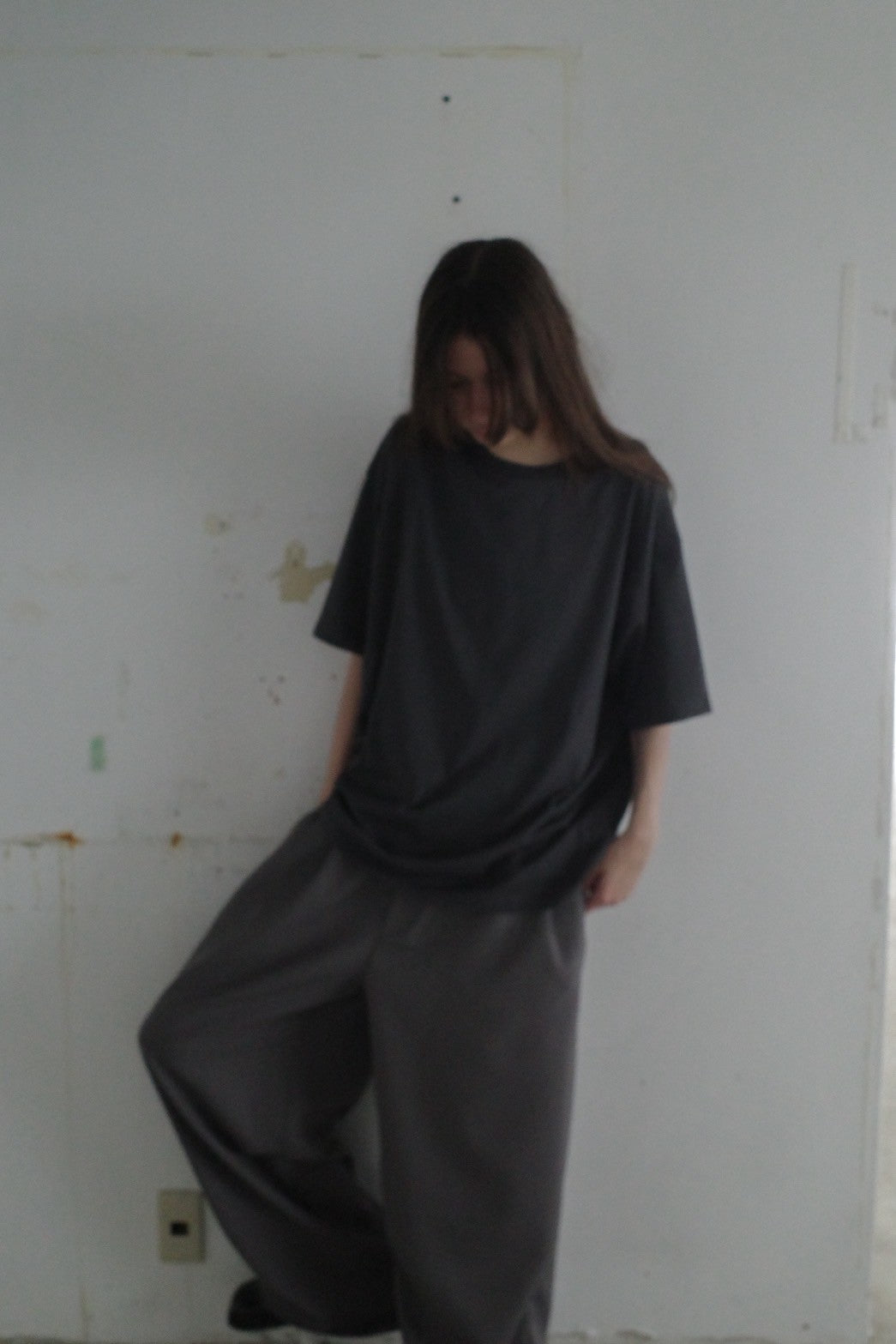 Antwort / DRAPE TUCK PANTS - GREY