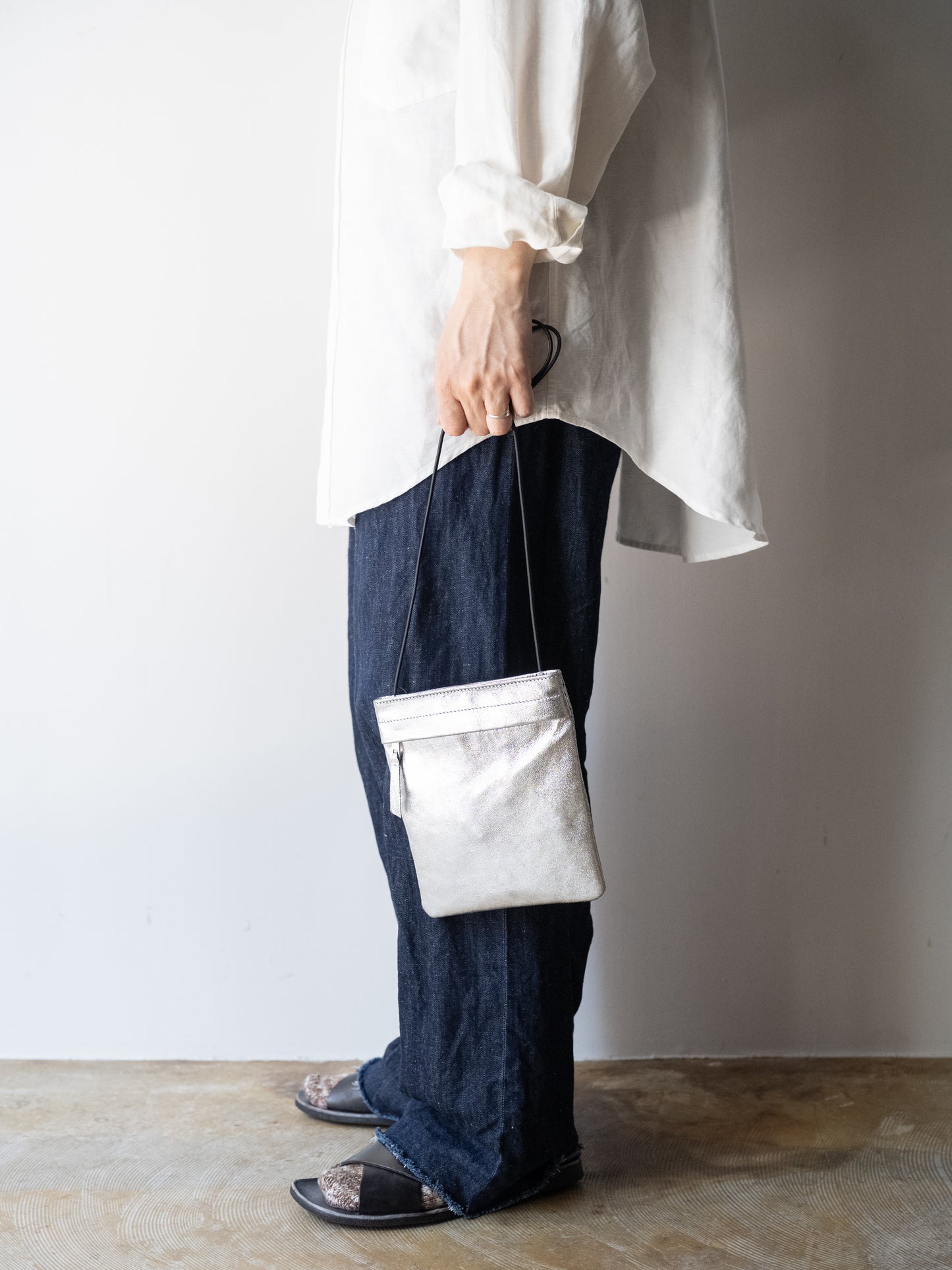 Morphée / MINI SHOULDER POUCH -SILVER