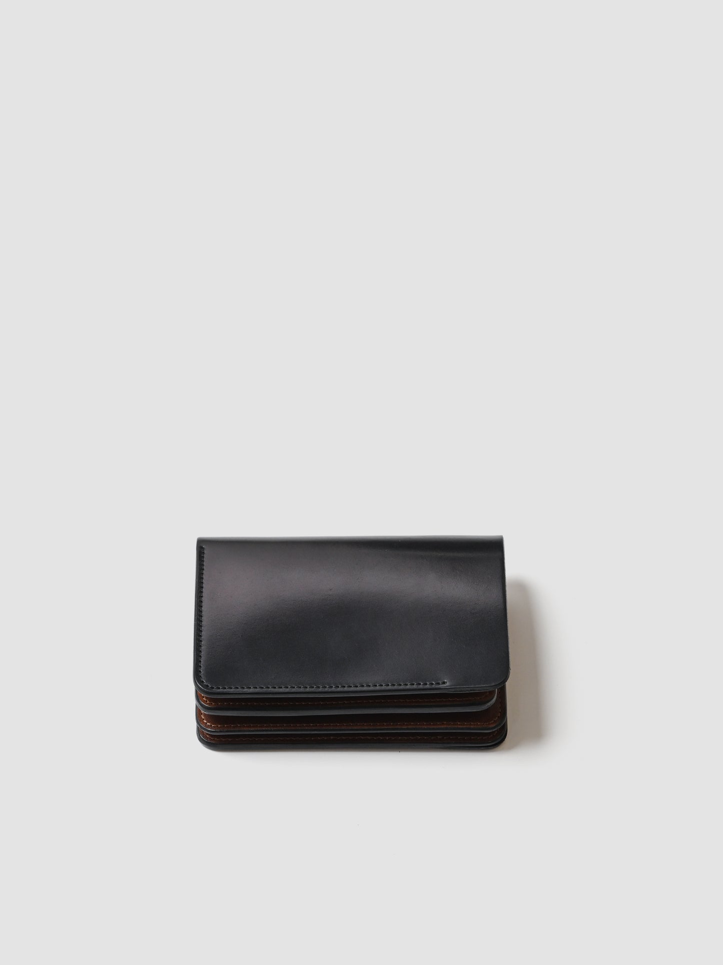 forme / Short wallet Cordovan  -BLACK×BROWN