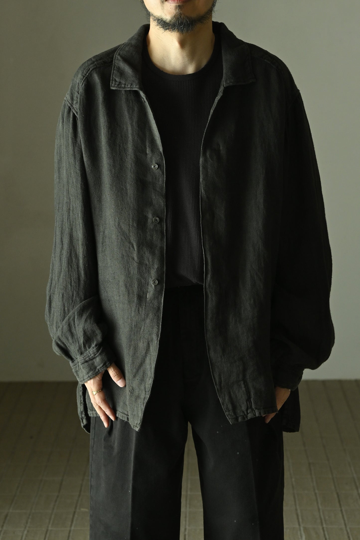 ANCELLM / AGING LINEN CROSS-LINE SHIRT -BLACK