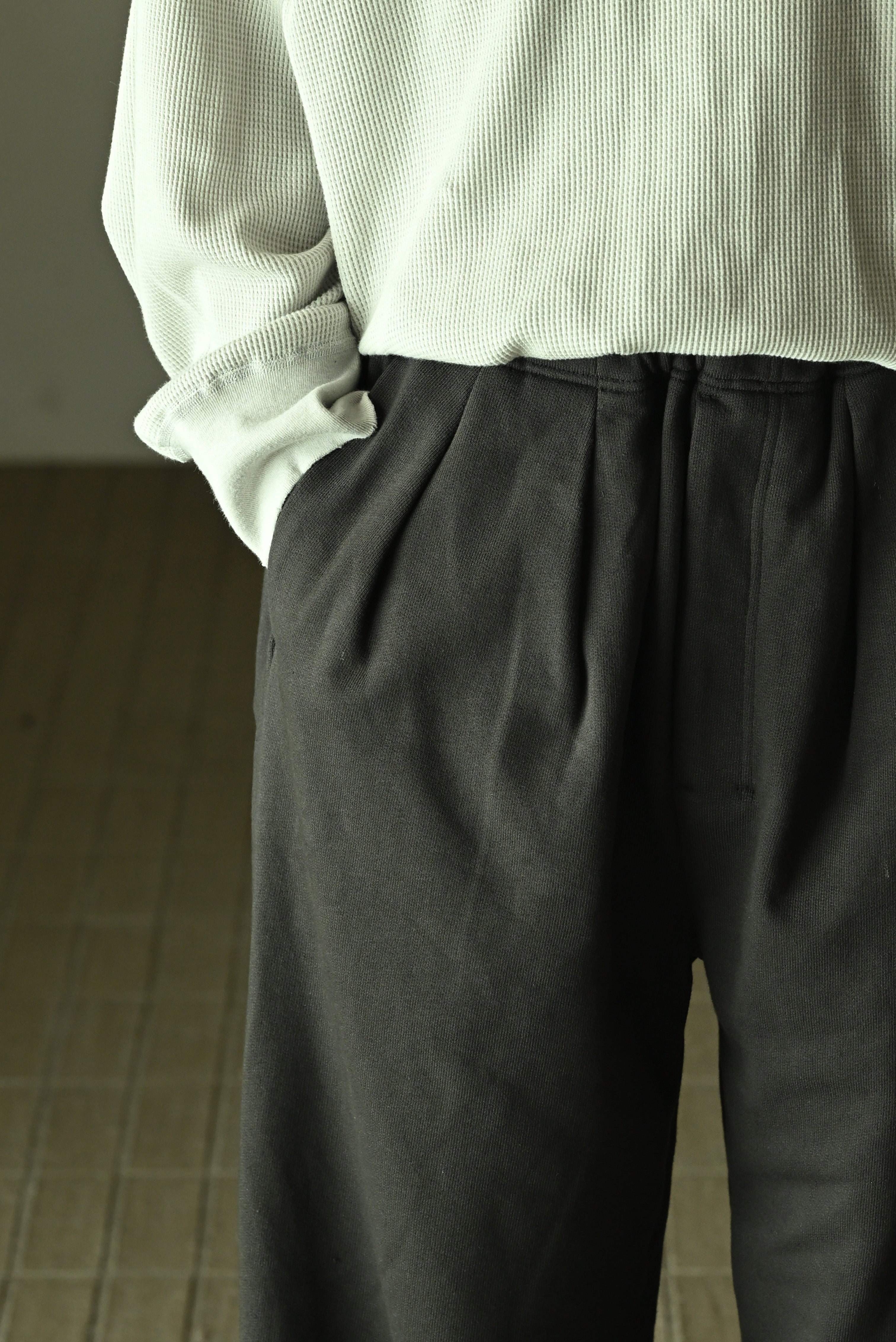 ANCELLM / SWEAT SLACKS -CHARCOAL