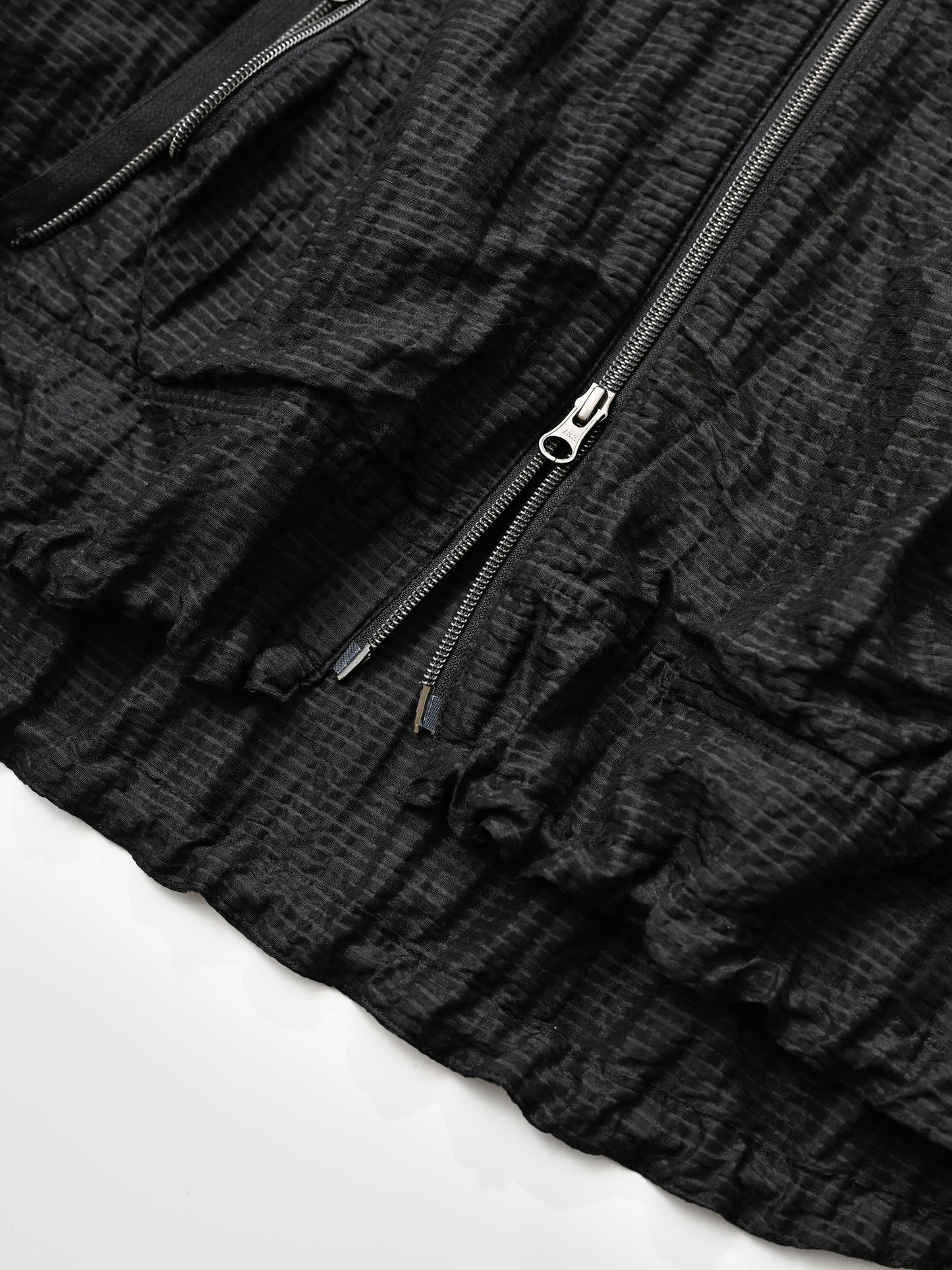 barbell object / uneven vest -BLACK
