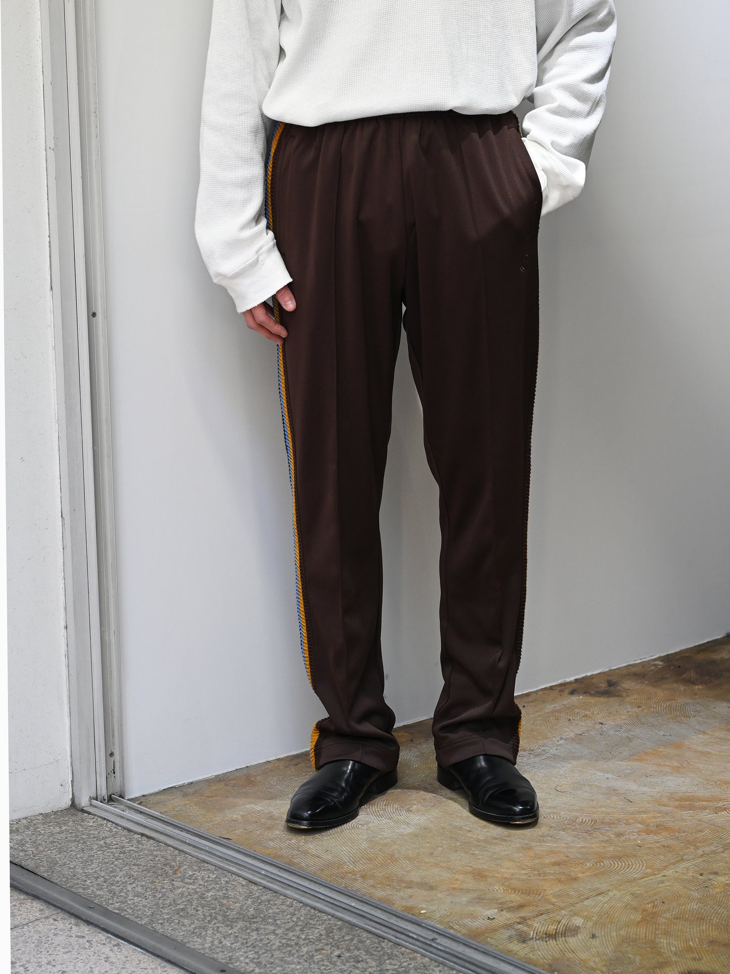 The DUFFER N NEPHEWS / TRACK PANTS JERSEY -D.BROWN