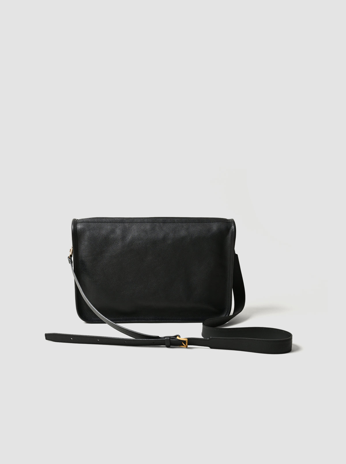 forme / BANKS -L