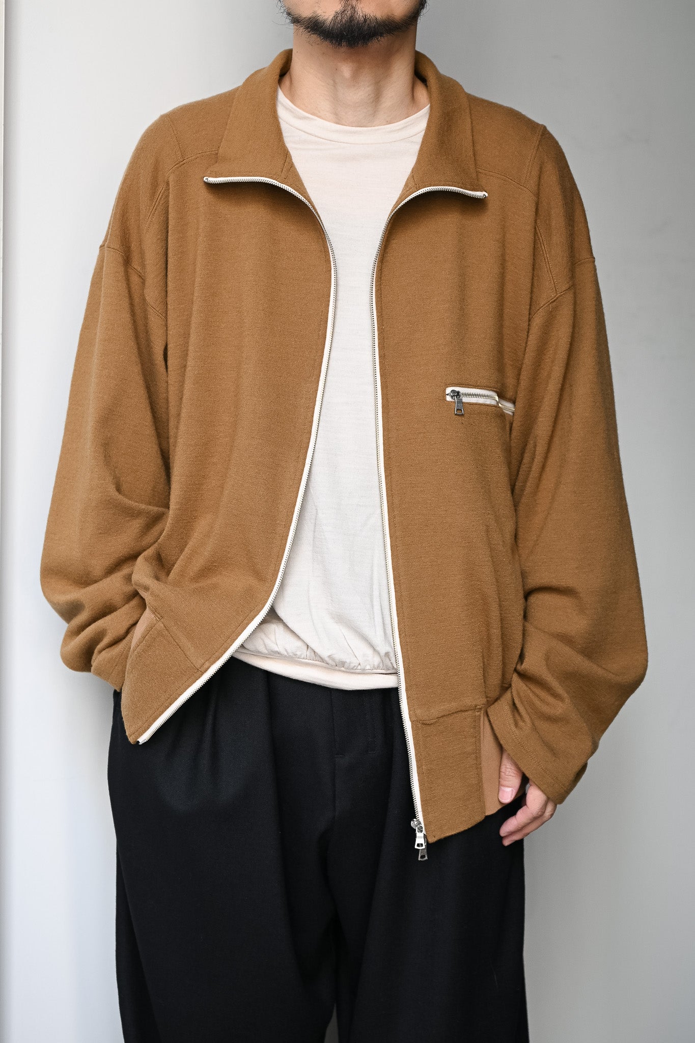 ANCELLM / SHRINK WOOL ZIP UP STAND BLOUSON -BEIGE