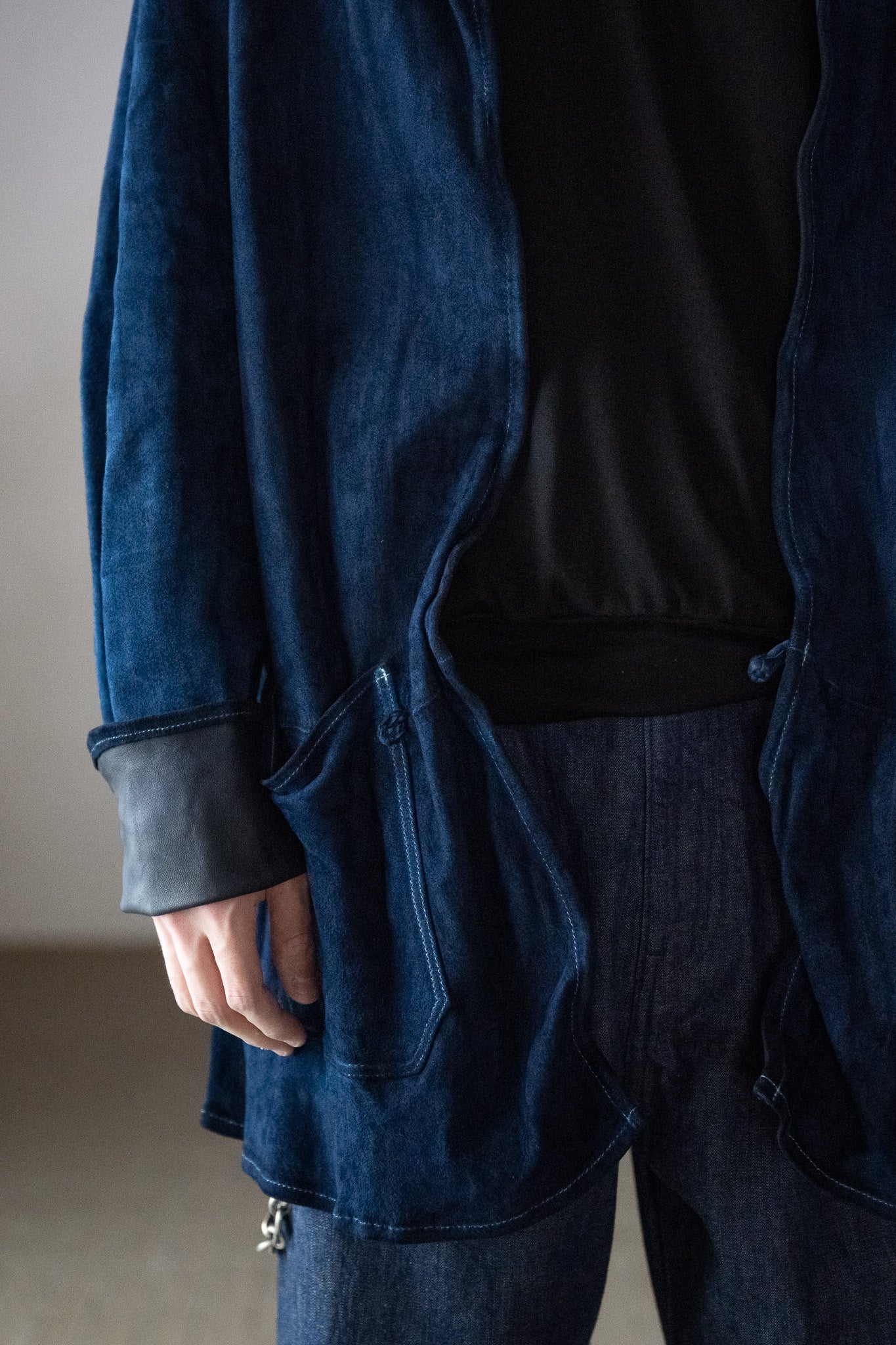 barbell object / dyed leather jkt -藍