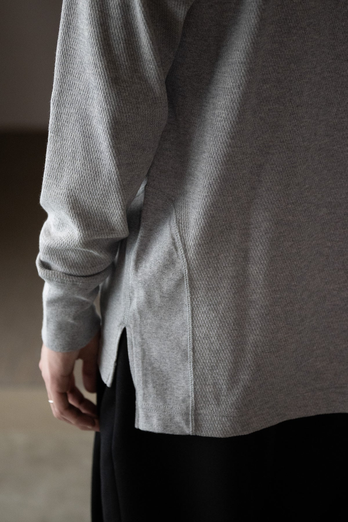 ANSNAM / 丸首カットソー -TOP GRAY