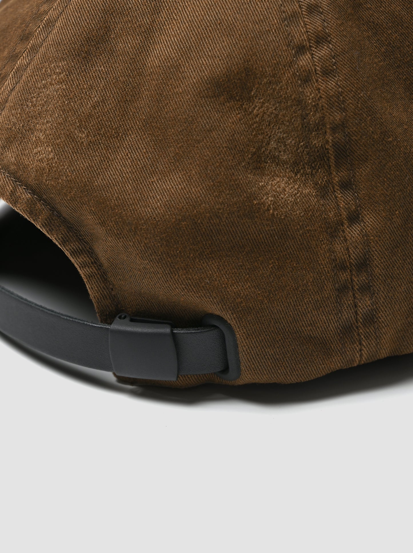COMESANDGOES / PIGMENT DYE CAP(ダメージ) -BROWN