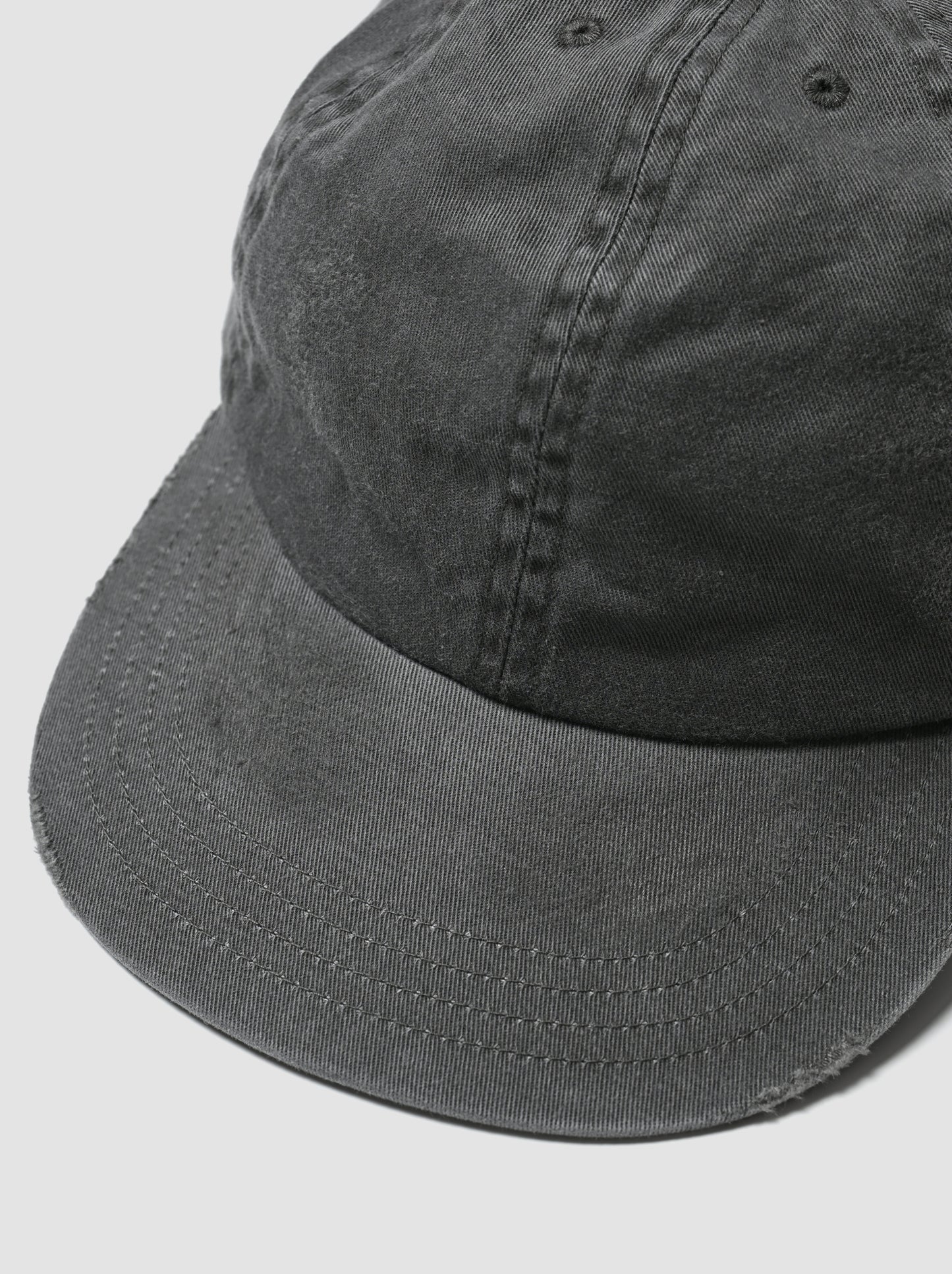 COMESANDGOES / PIGMENT DYE CAP(ダメージ) -CHARCOAL