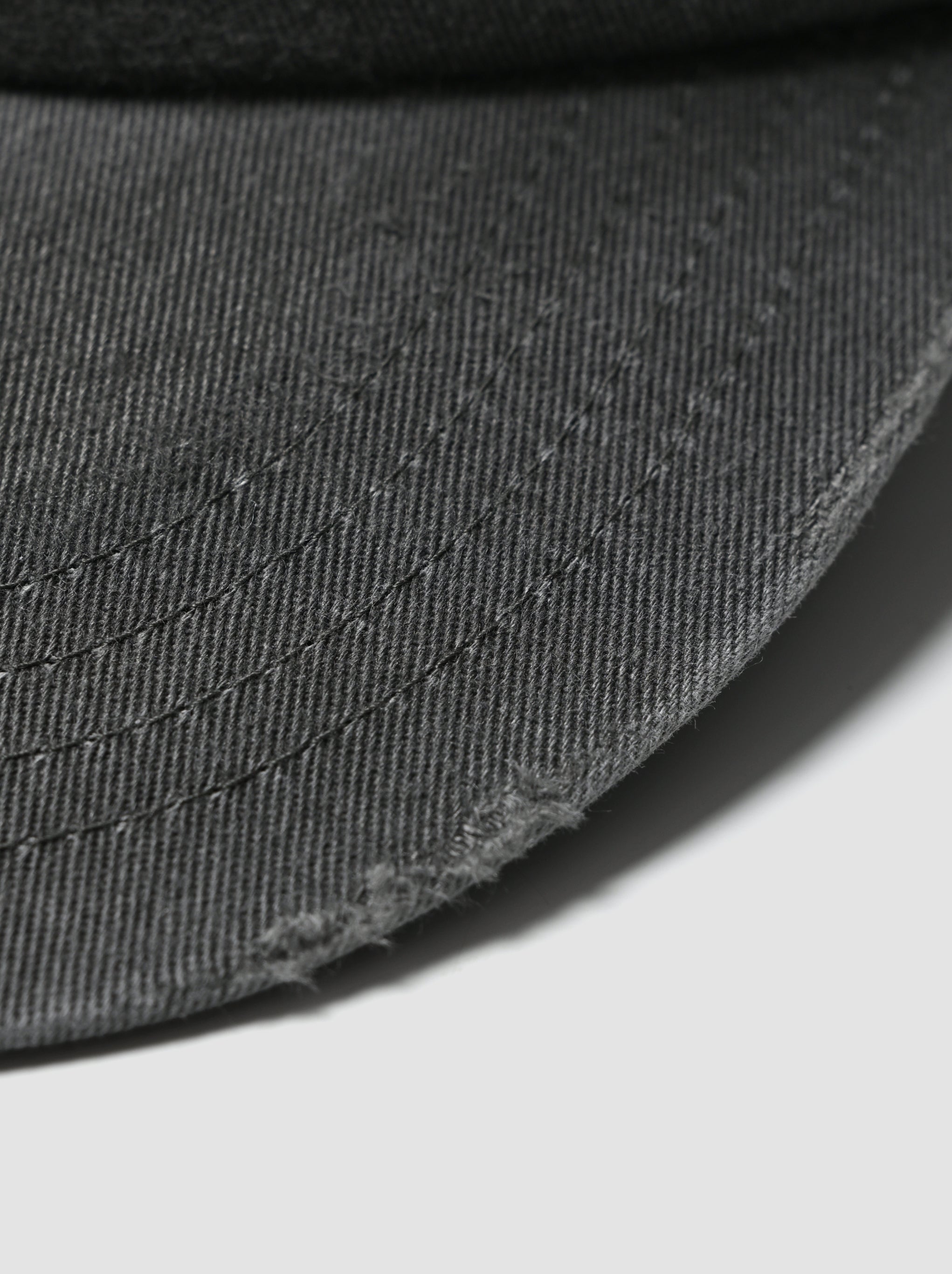 COMESANDGOES / PIGMENT DYE CAP(ダメージ) -CHARCOAL