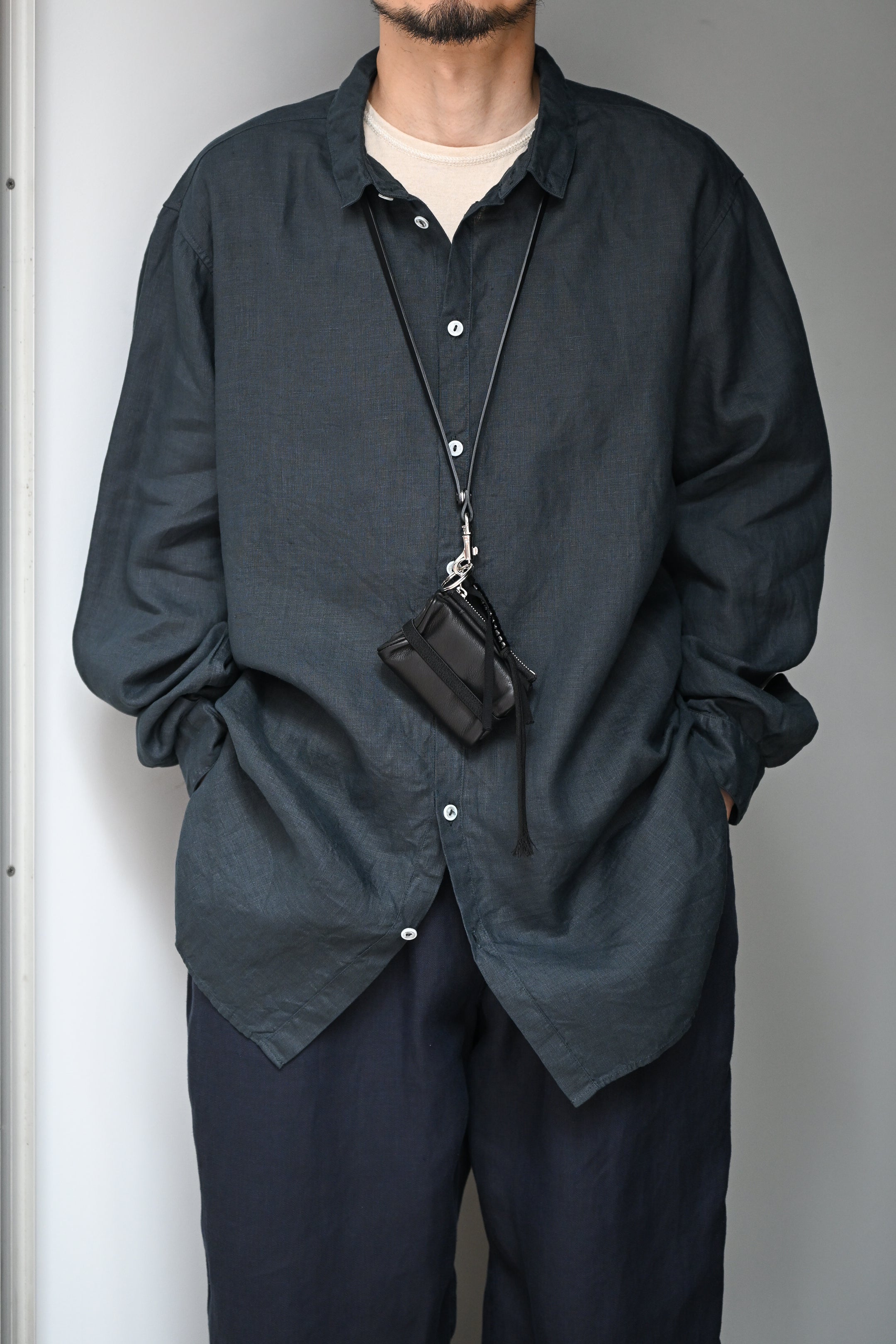 COMESANDGOES / COMES WALLET & KEYCHAIN -BLACK – and father
