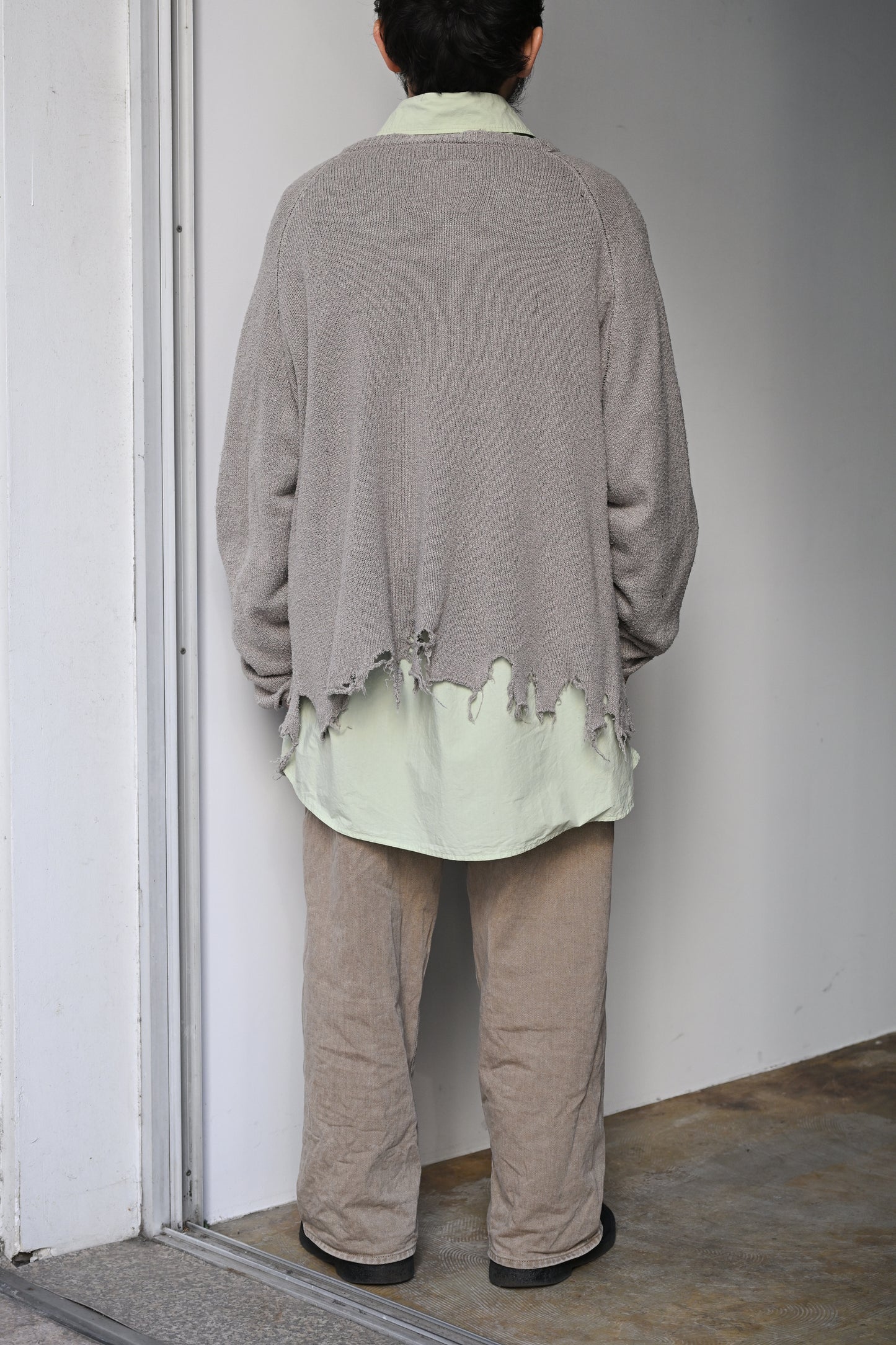 ANCELLM / DAMAGE SILK UVNECK KNIT -GREIGE