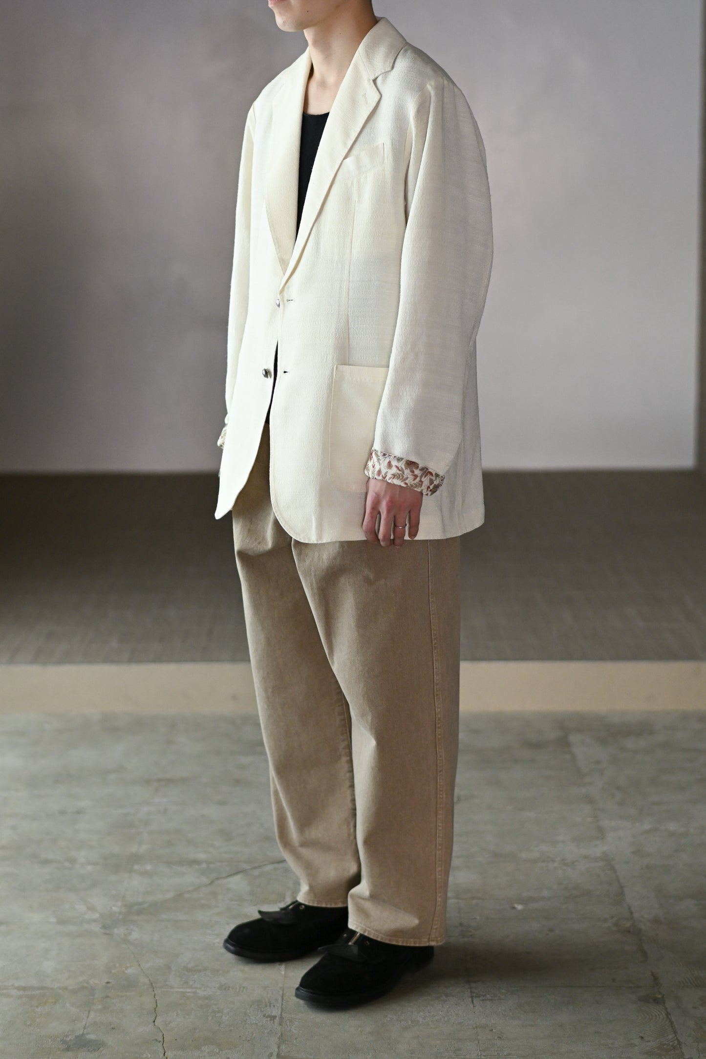 barbell object / 2b jkt -ECRU