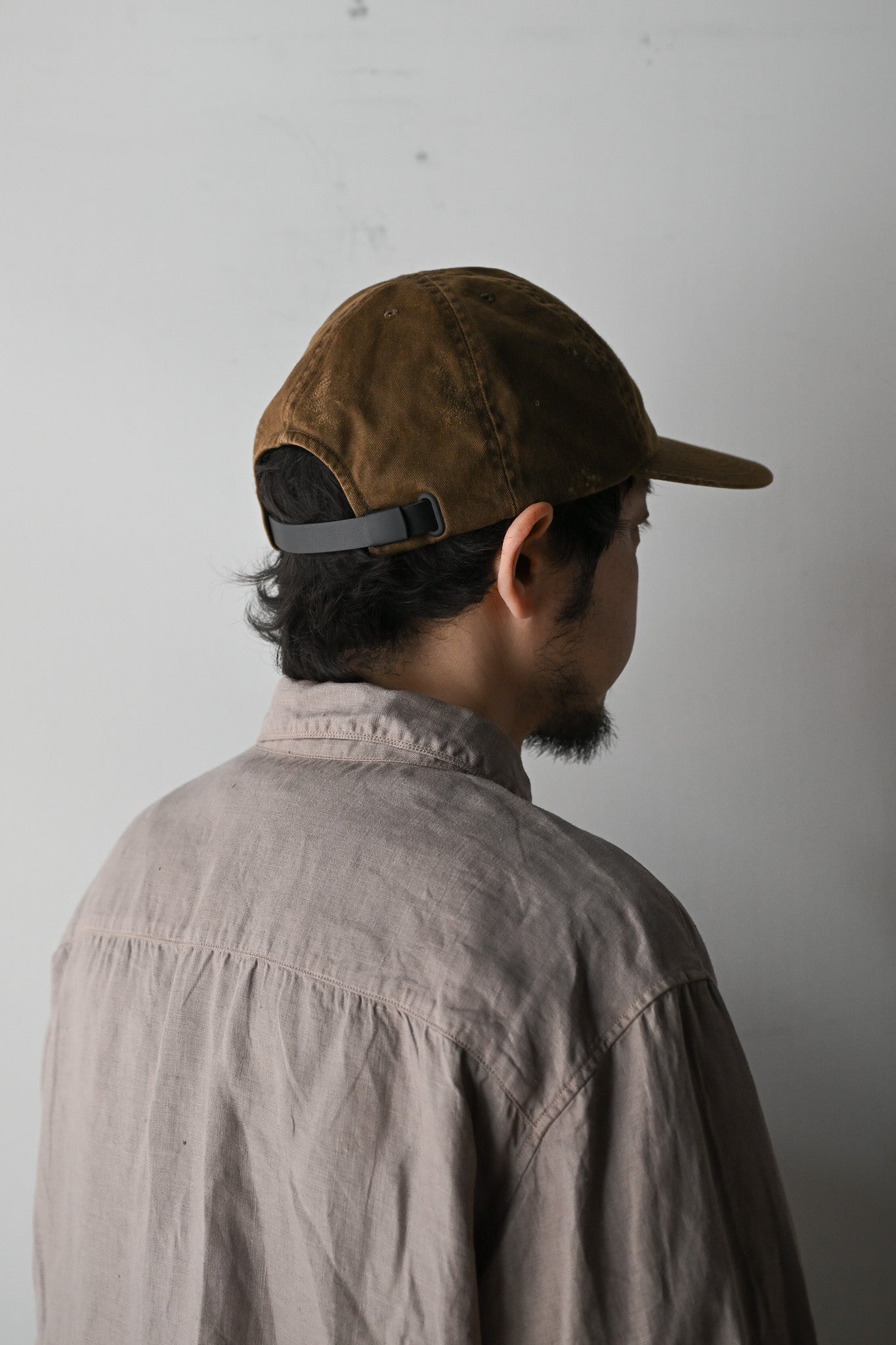 COMESANDGOES / PIGMENT DYE CAP(ダメージ) -BROWN