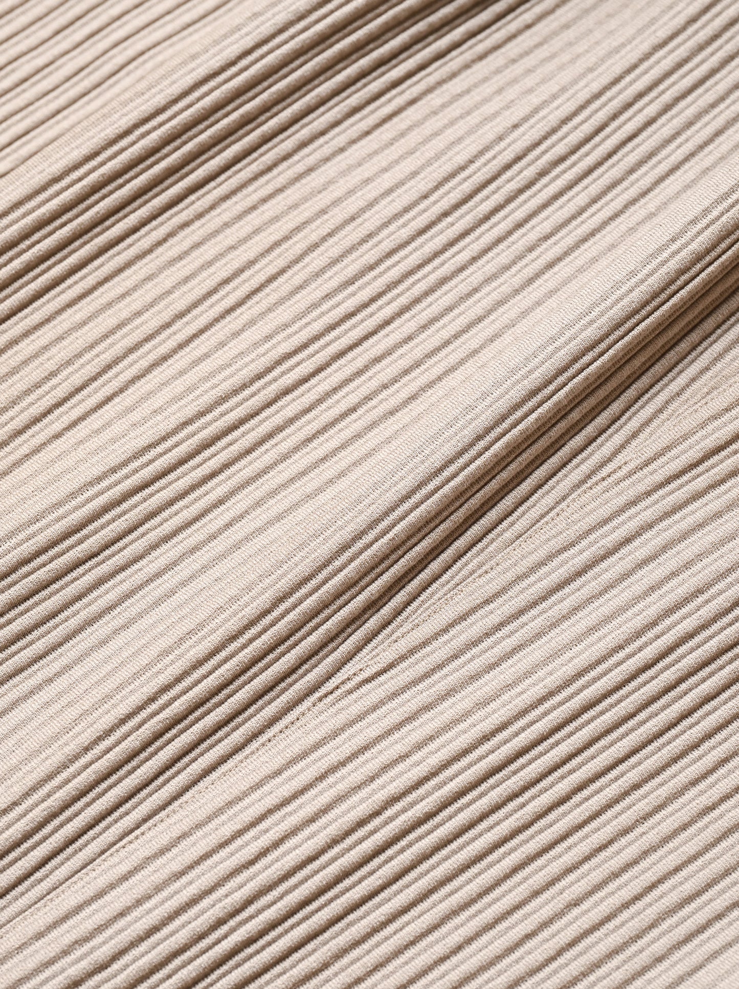 ANCELLM / WRINKLED STRIPE TUCK SHORT PANTS -GREIGE