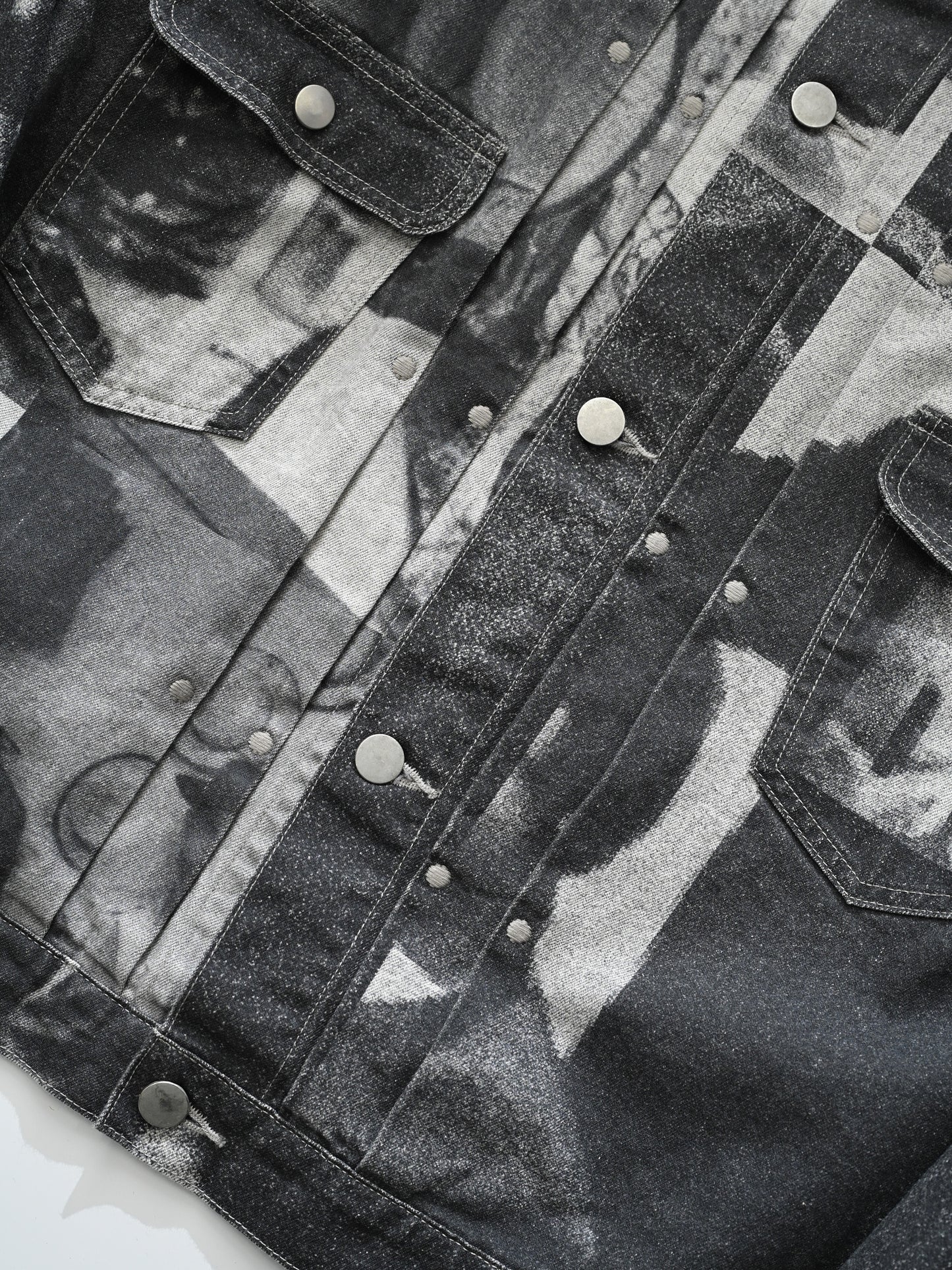 The DUFFER N NEPHEWS / PICTURE PRINT DENIM JACKET