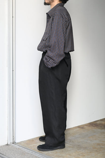 ANCELLM / 100/S LINEN TUCK SLACKS -BLACK
